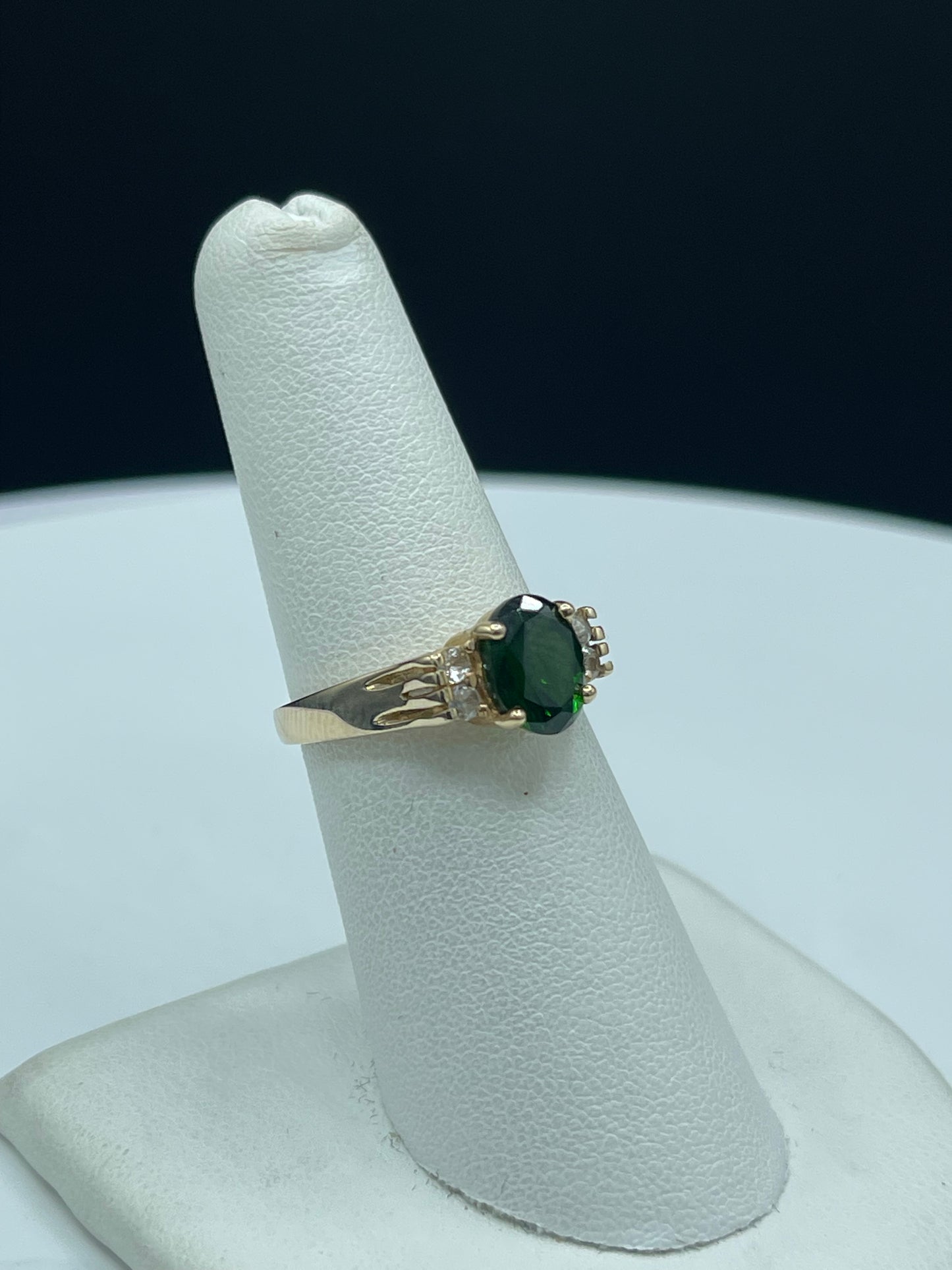 2.30 Carat Natural Chrome Diopside & Diamond 14k Yellow Gold Ring (Size 6.25)