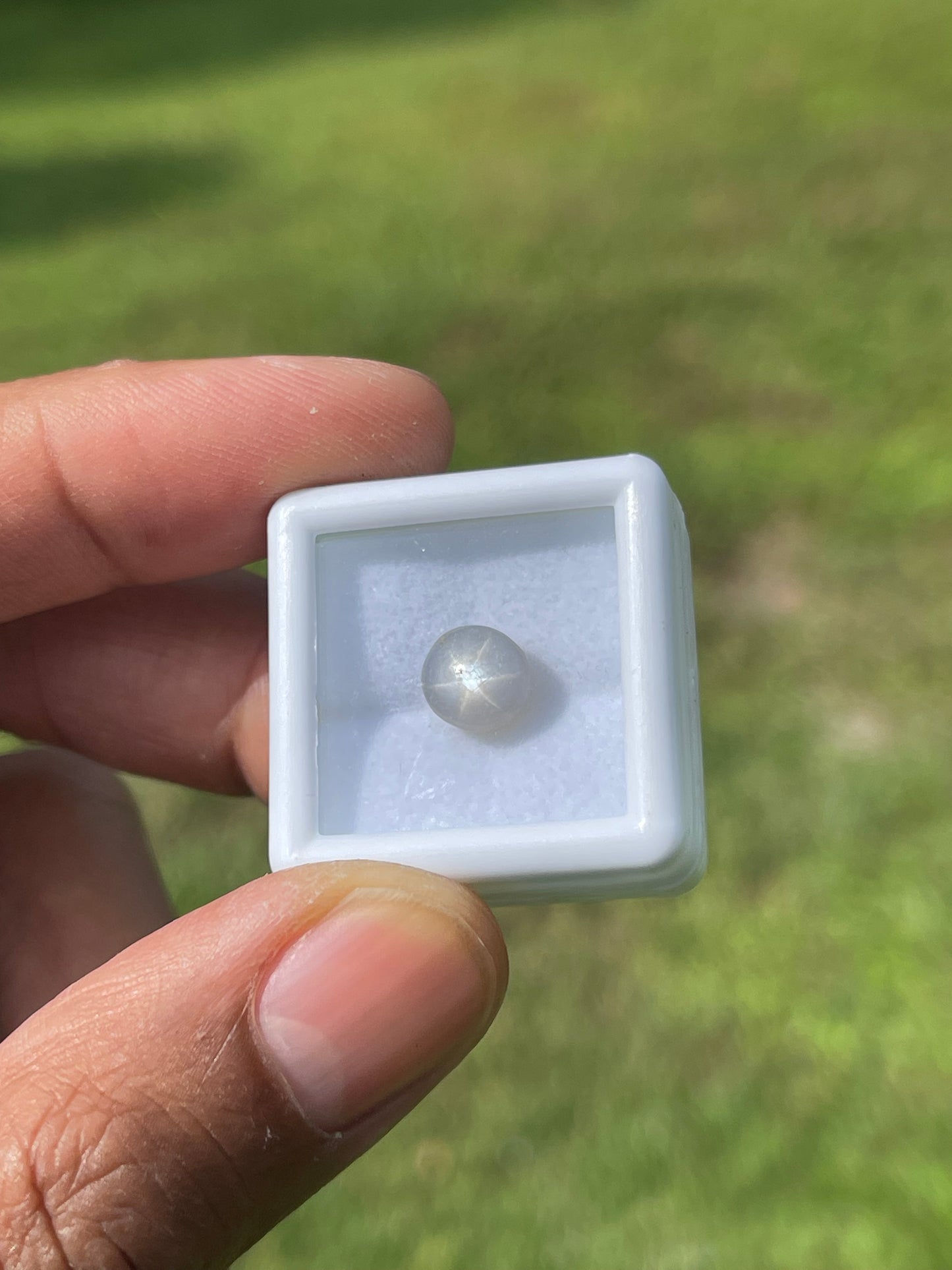 Natural Star Sapphire Cabochon - 3.75 Carats | High-Quality Asterism | 7.9 x 7.9 x 5.5 MM