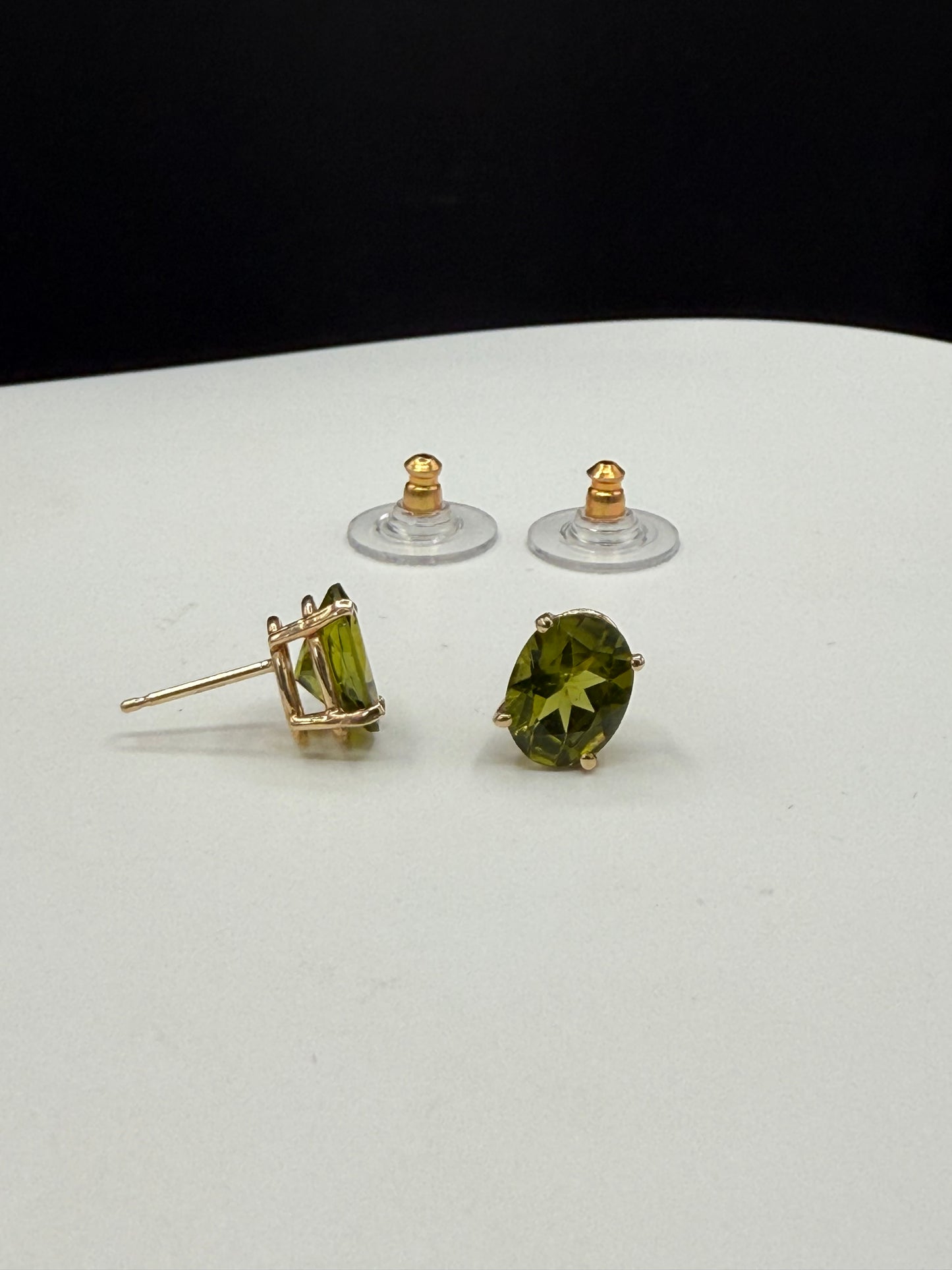Natural Arizona Peridot 4 Carat 14k Yellow Gold Stud Earrings