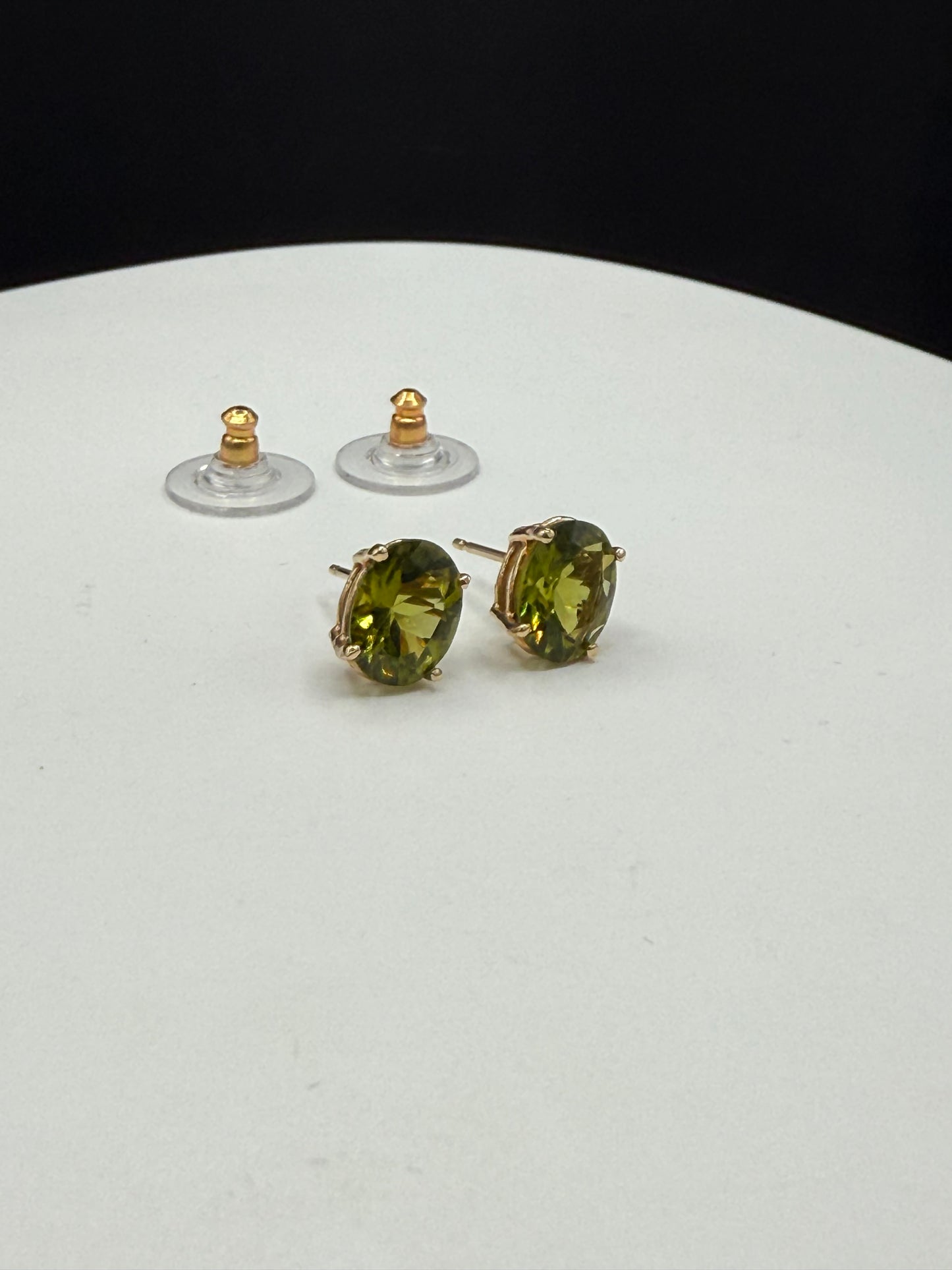 Natural Arizona Peridot 4 Carat 14k Yellow Gold Stud Earrings