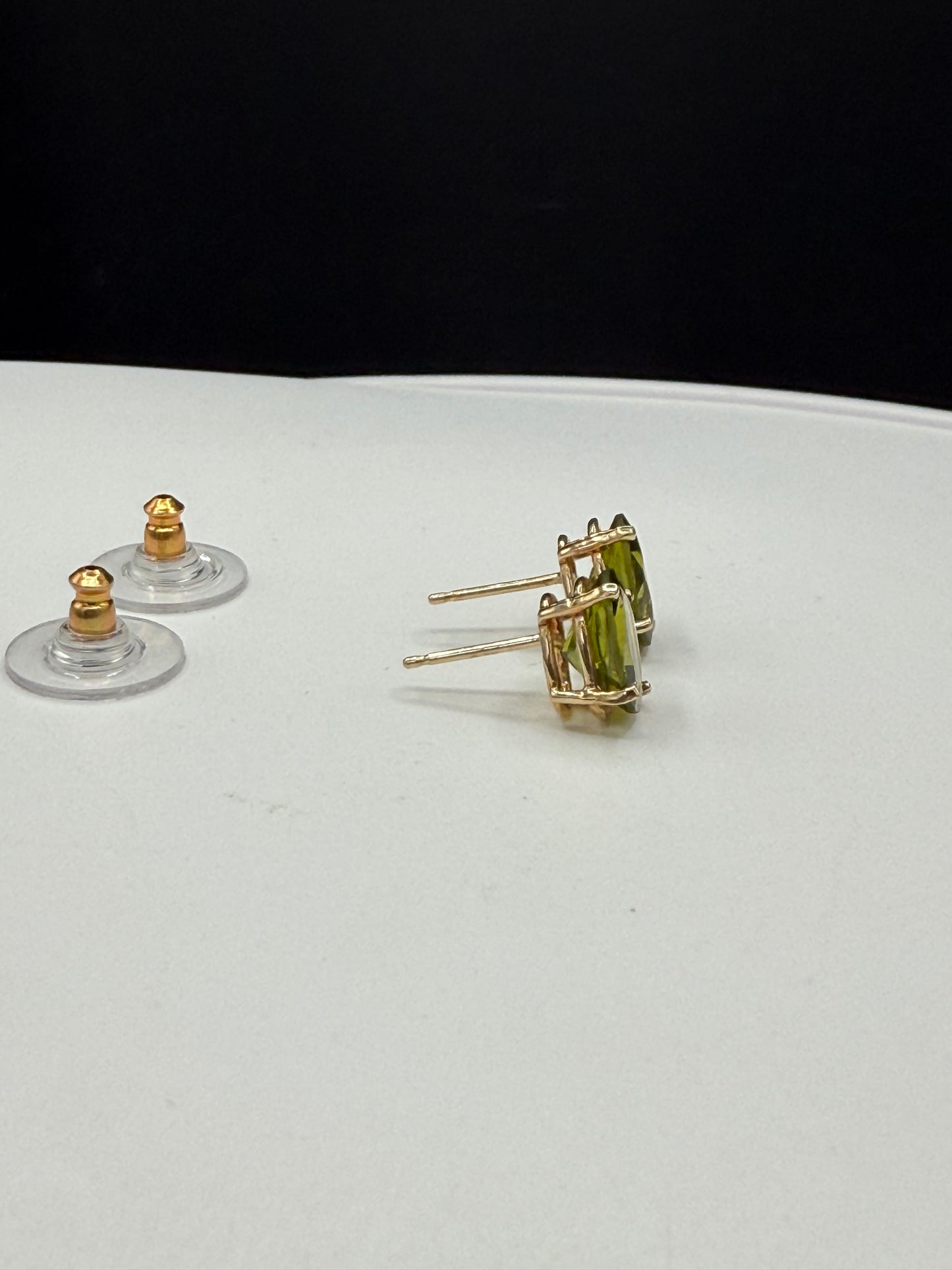 Natural Arizona Peridot 4 Carat 14k Yellow Gold Stud Earrings