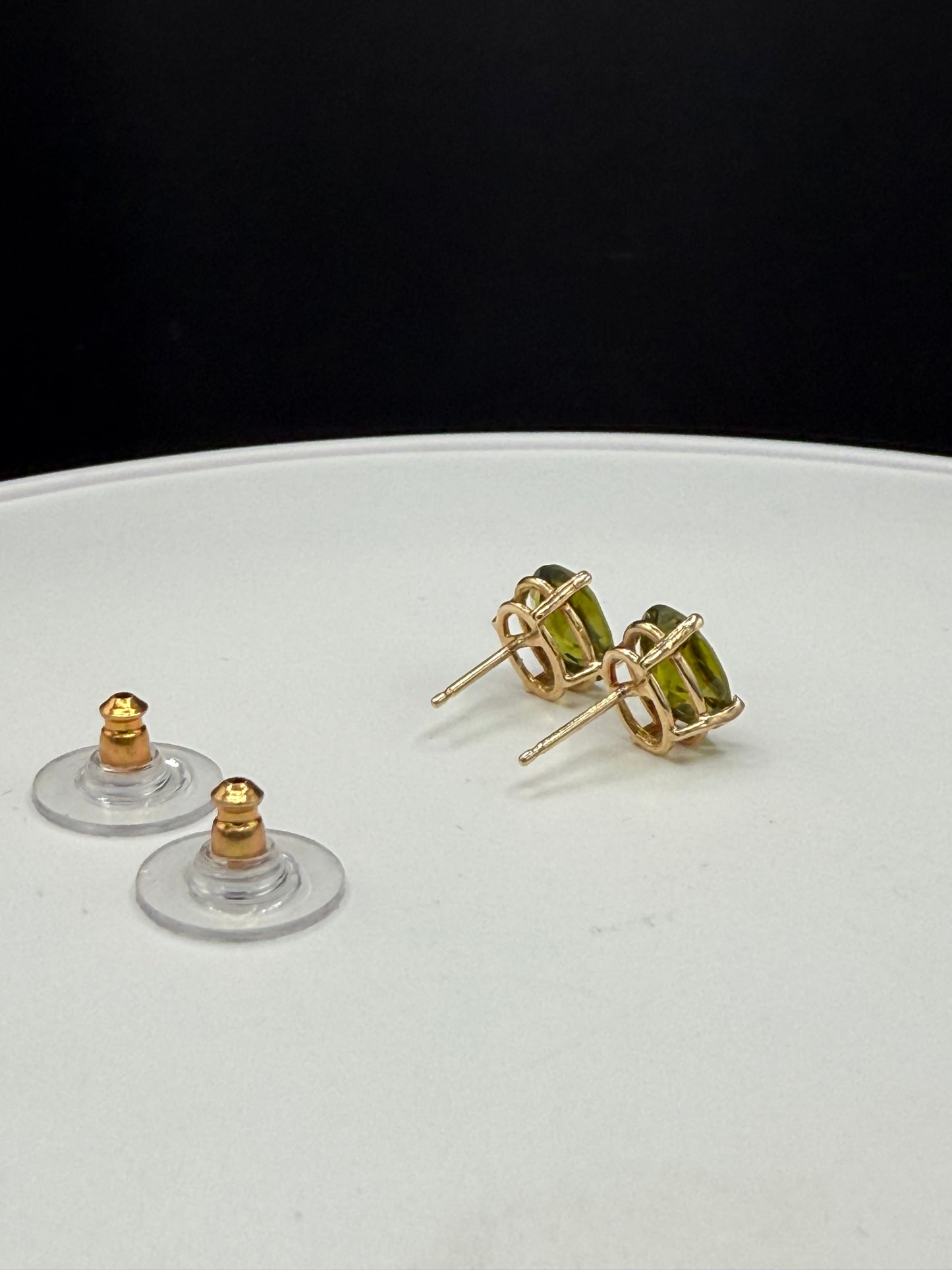 Natural Arizona Peridot 4 Carat 14k Yellow Gold Stud Earrings