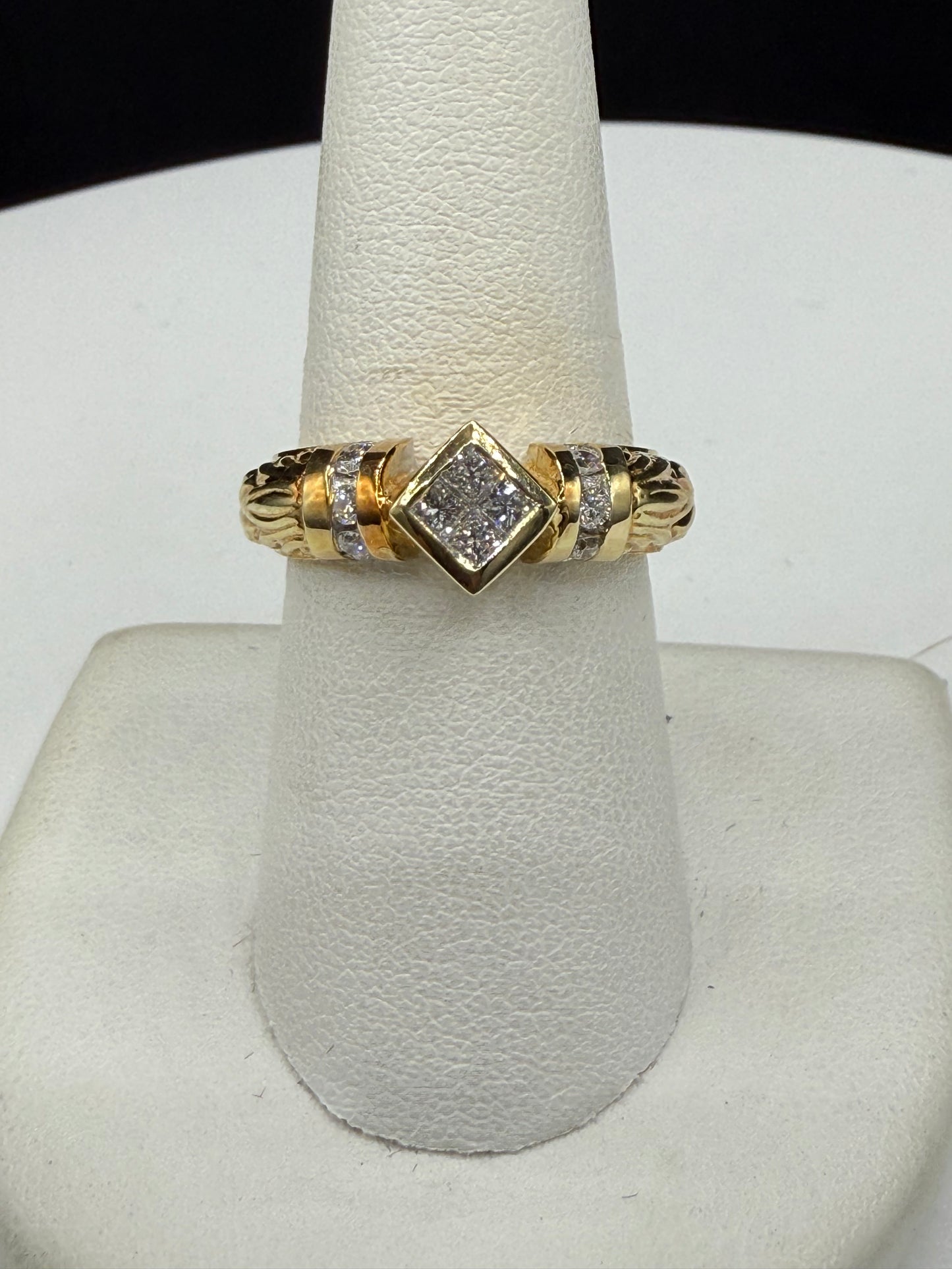 Vintage 18k Yellow Gold Diamond Ring with Princess & Round Cut Diamonds, Size 7.5, 0.55 Carats