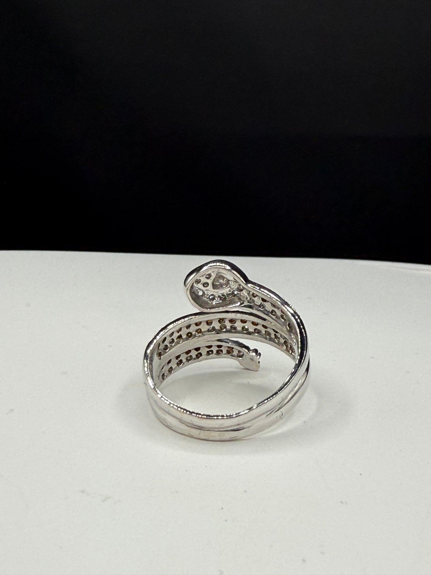 Vintage 18k White Gold Snake Ring | 0.50ct Yellow & White Diamond | Year of the Snake | Size 8