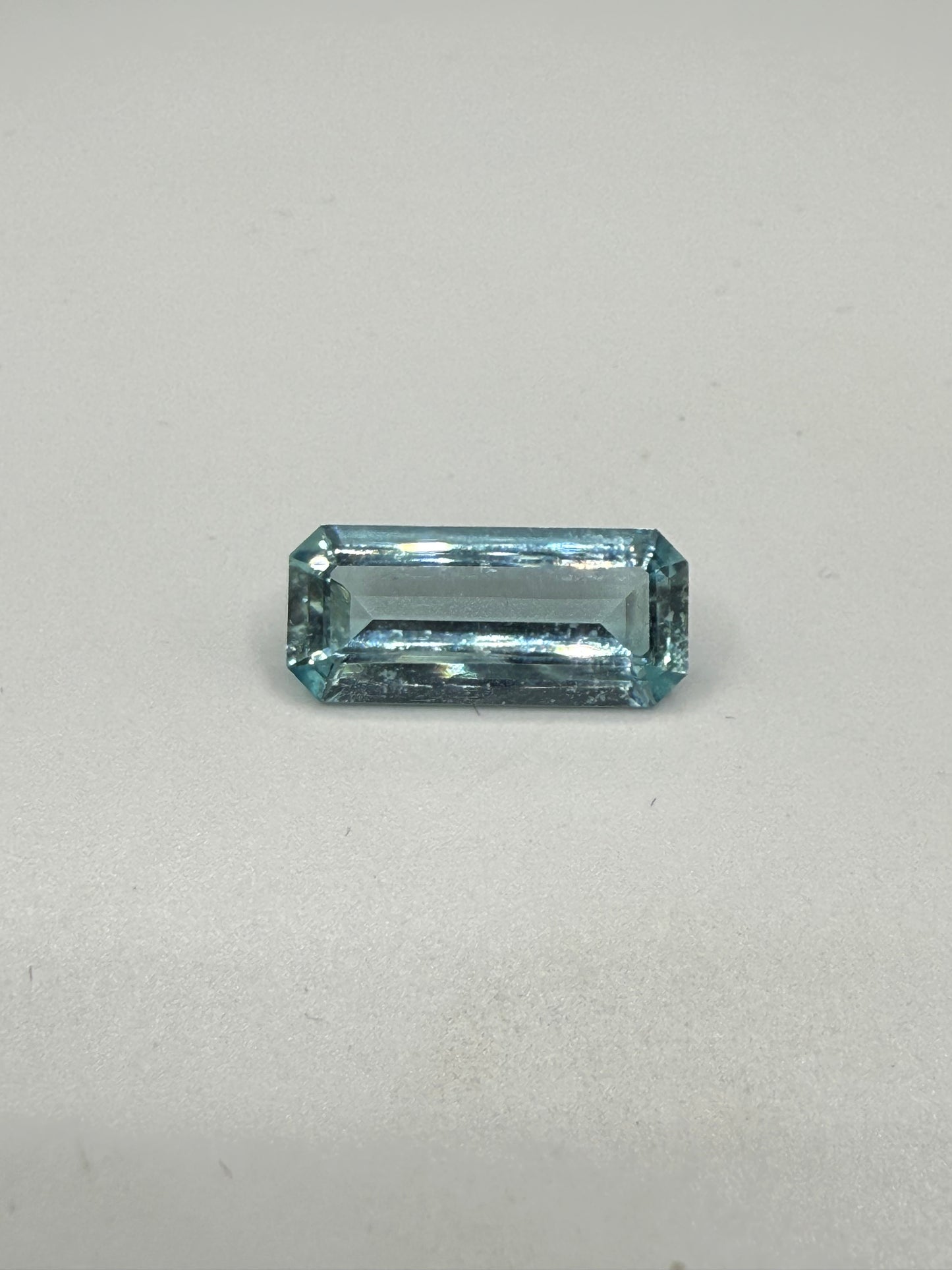Natural Aquamarine Emerald Cut Loose Gemstone 3.47 Carats | 15.8x7.06x4.29 MM |
