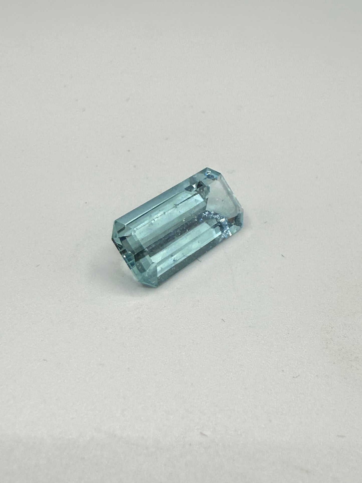 Natural Aquamarine Emerald Cut Loose Gemstone 3.47 Carats | 15.8x7.06x4.29 MM |