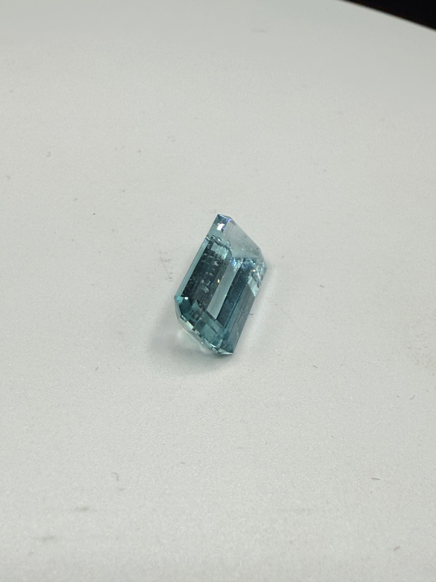 Natural Aquamarine Emerald Cut Loose Gemstone 3.47 Carats | 15.8x7.06x4.29 MM |