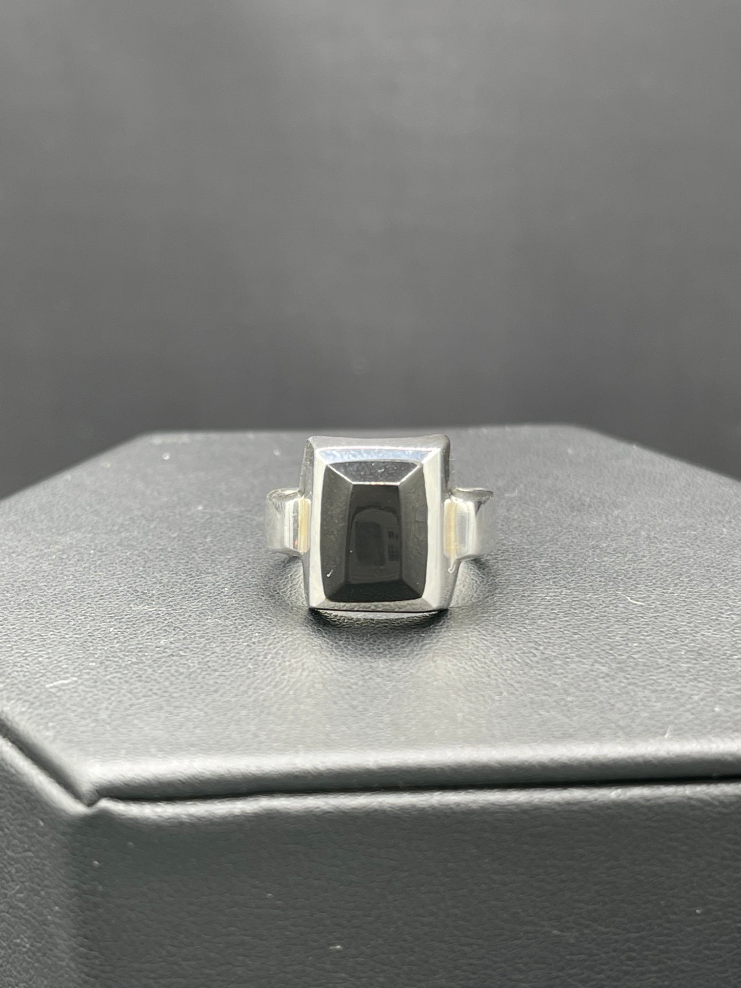 Natural Black Onyx Sterling Silver Ring (Size 8)