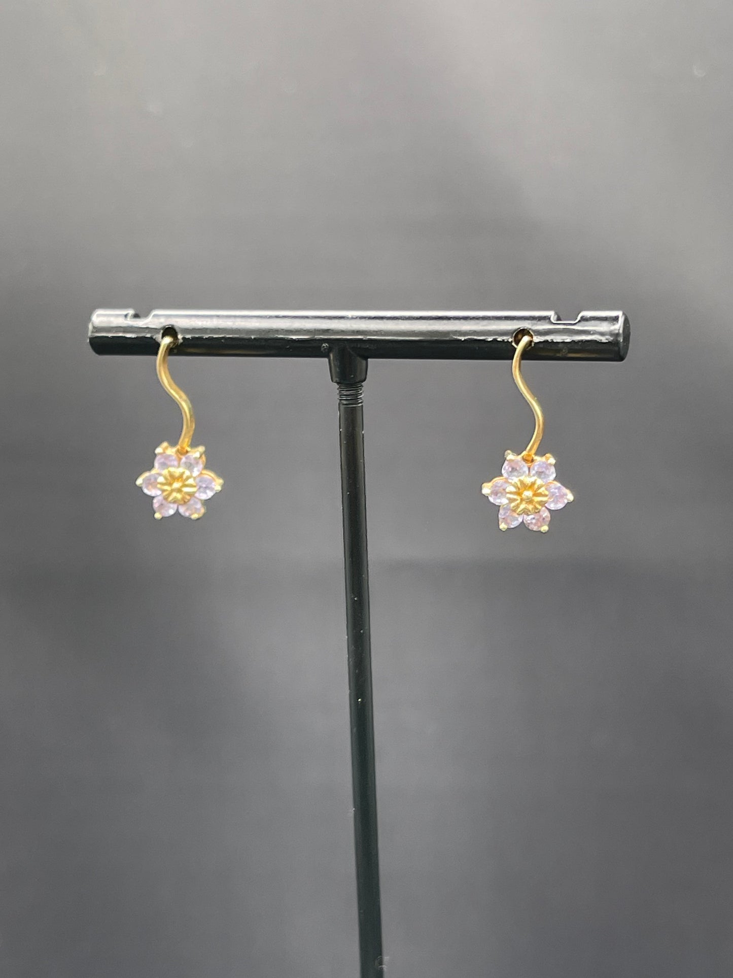 1 Carat Natural Tanzanite Floral 14k Yellow Gold Dangle Earrings