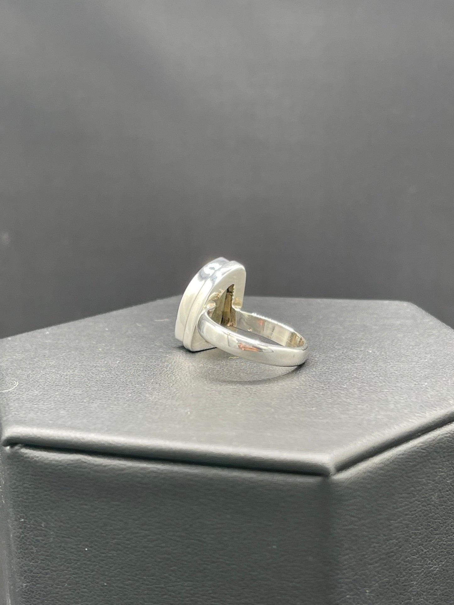 Natural Labradorite Fancy Cut Sterling Silver Ring (Size 8)