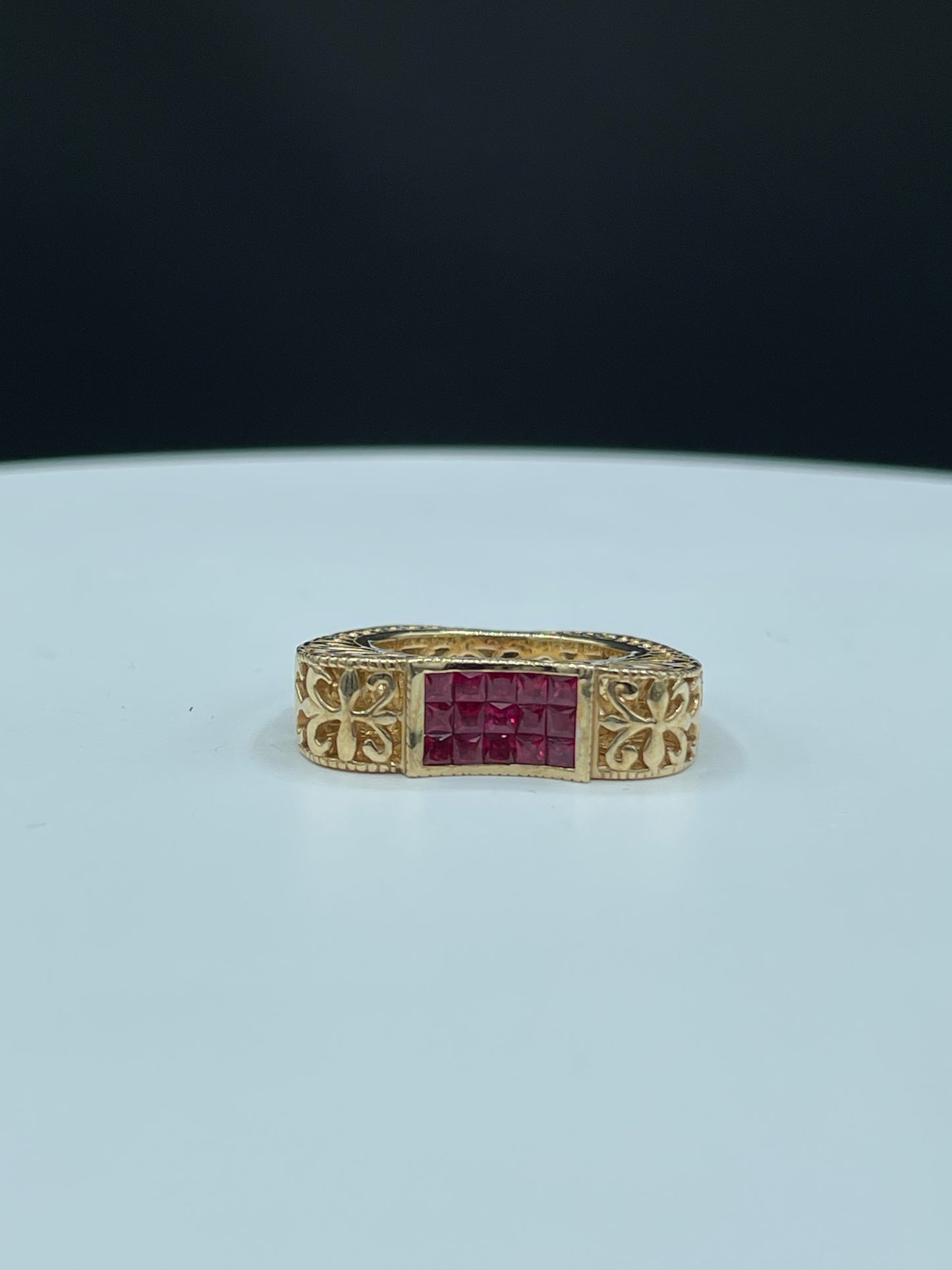 1.60 Carat Natural Burmese Ruby 14k Yellow Gold Handmade Designer Ring (Size 7)