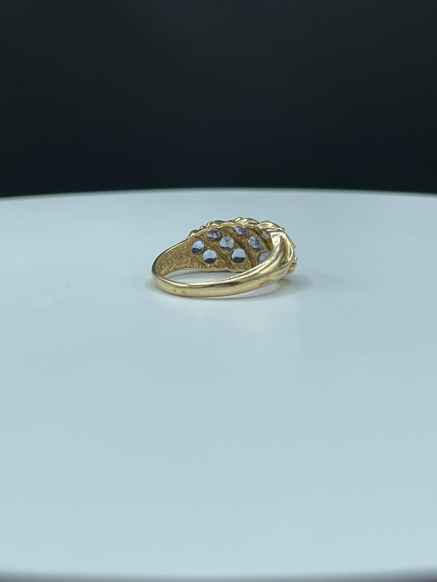 Vintage Natural Tanzanite 14k Yellow Gold Designer Ring (Size 8.25)