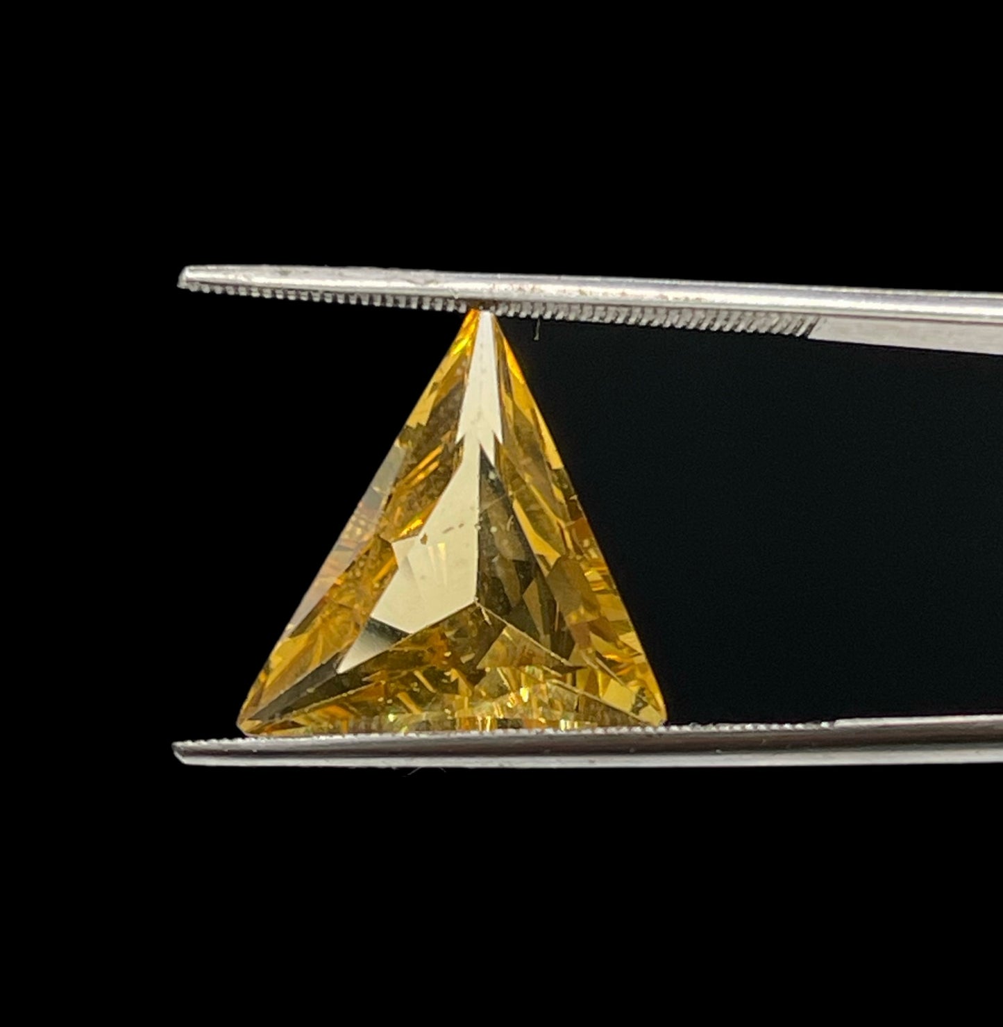 6.00 Carat Natural Golden Beryl Heilodor Trillion Cut Loose Gemstone (15.4 x 14.5 x 6.6 MM)
