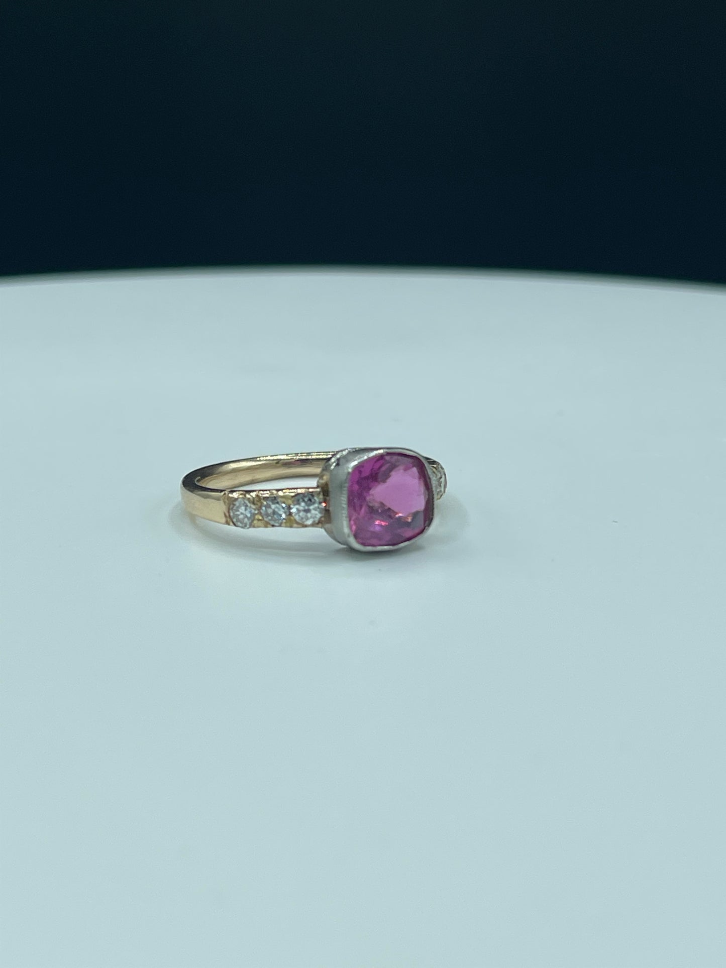 2.72 Carat Natural Pink Sapphire & Diamond Platinum + 14k Yellow Gold Ring (Size 8.5)