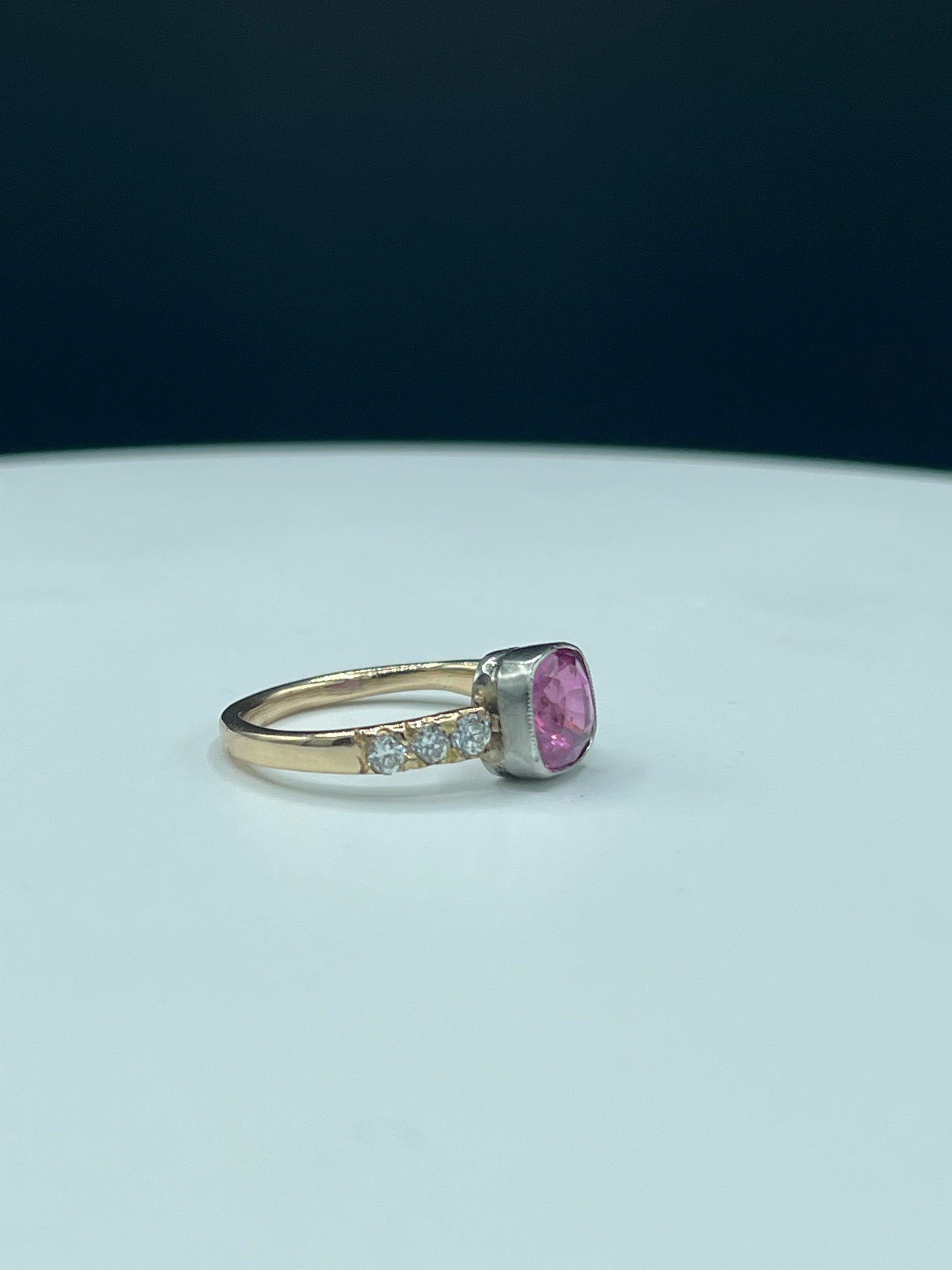 2.72 Carat Natural Pink Sapphire & Diamond Platinum + 14k Yellow Gold Ring (Size 8.5)