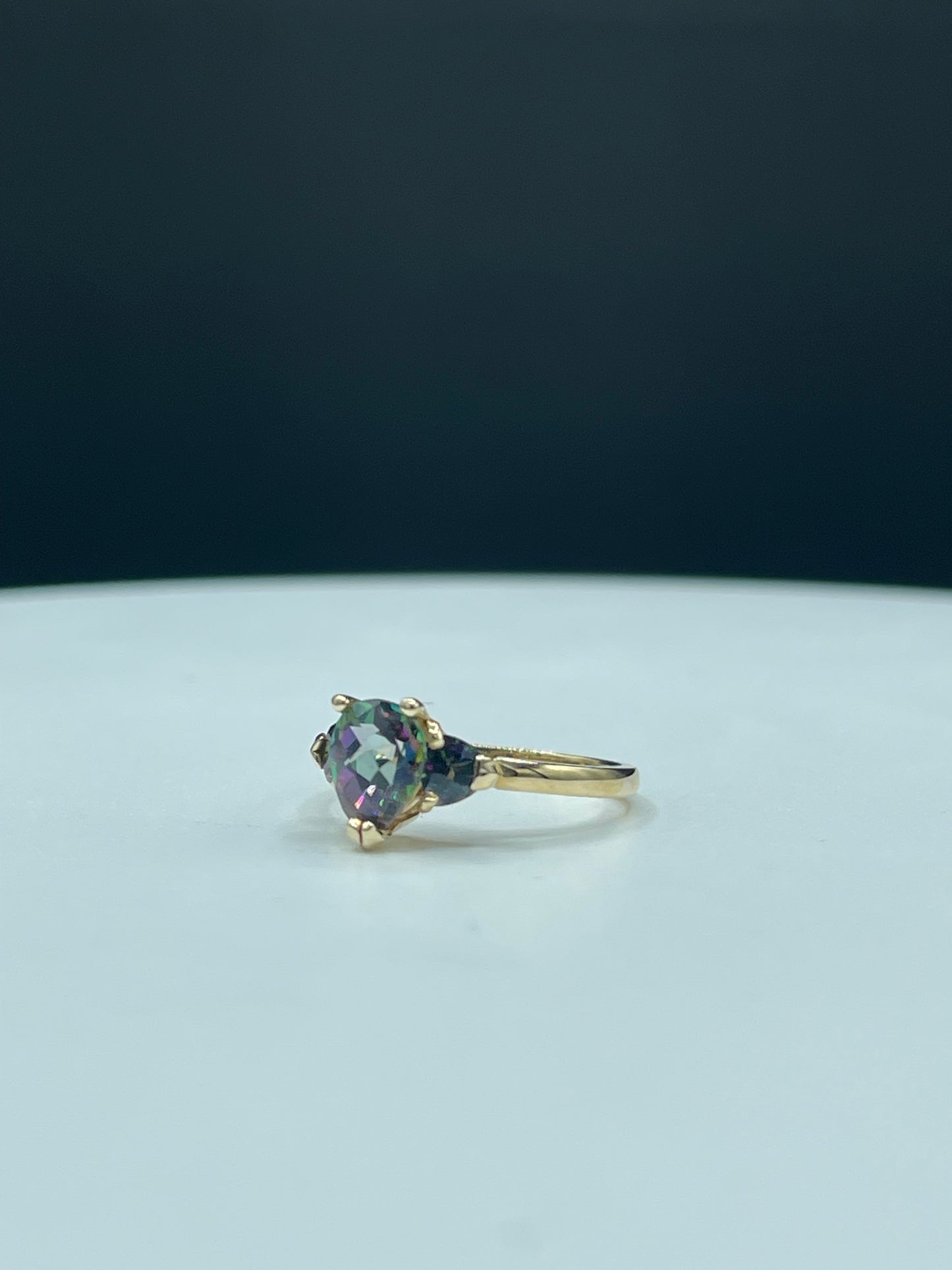 Mystic Topaz 14k Yellow Gold Ring (Size 6.25)