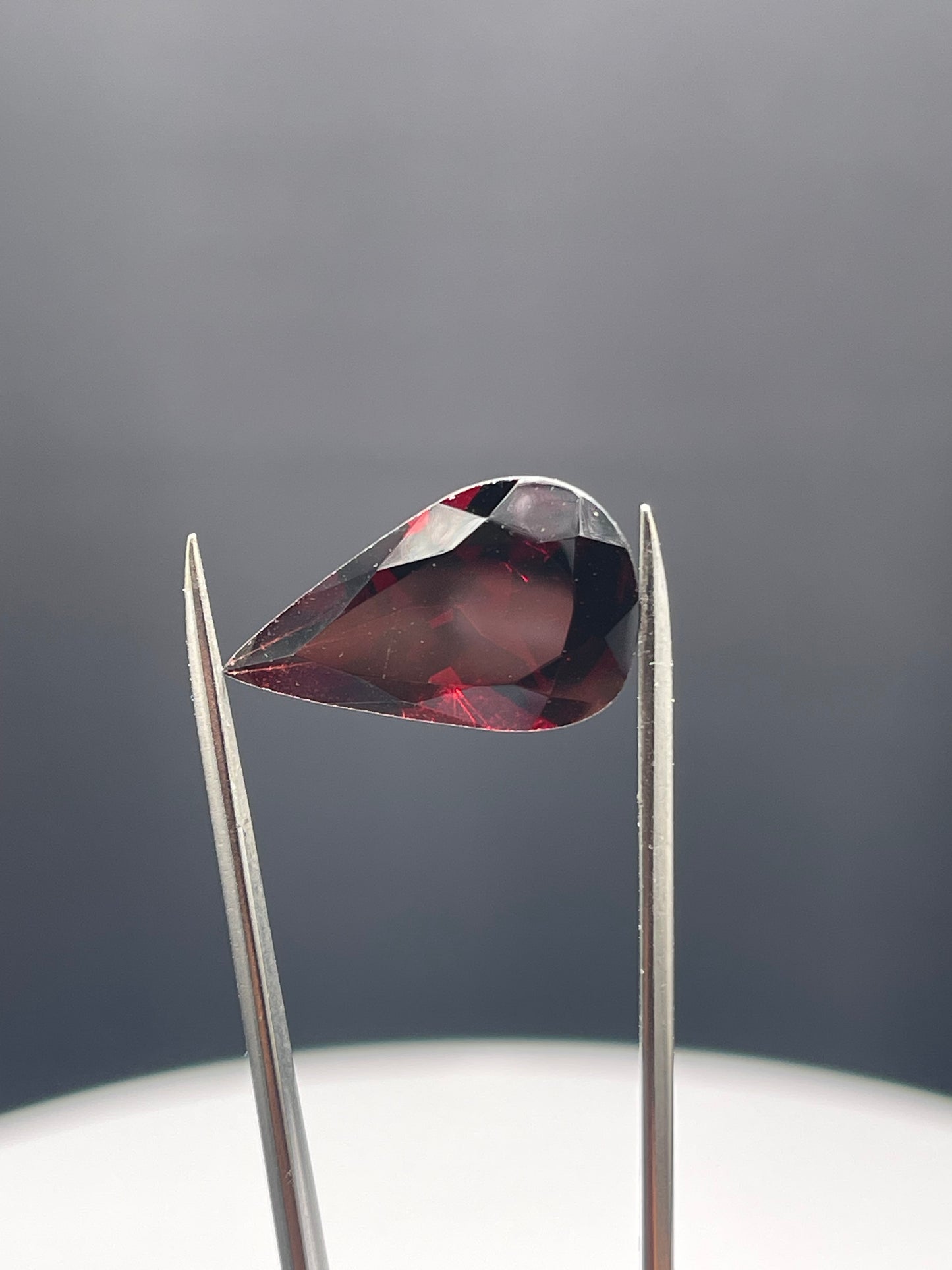 13.27 Carat Natural Garnet Pear Cut Loose Gemstone (21.2 x 12.6 x 8.0 MM)