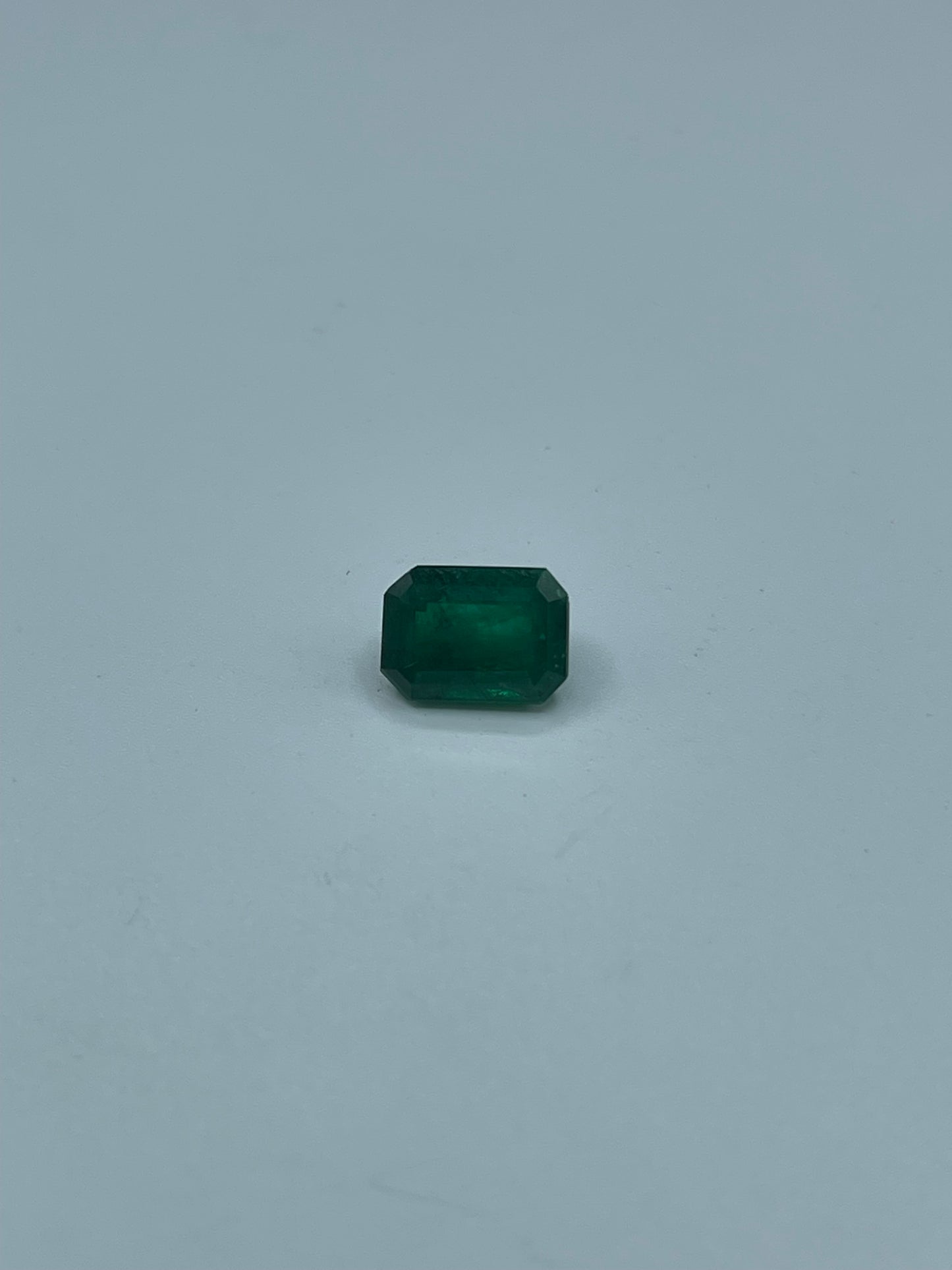 2.94 Carat Natural Emerald Emerald-Cut Loose Gemstone (9.8 x 7.1 x 5.4 MM)