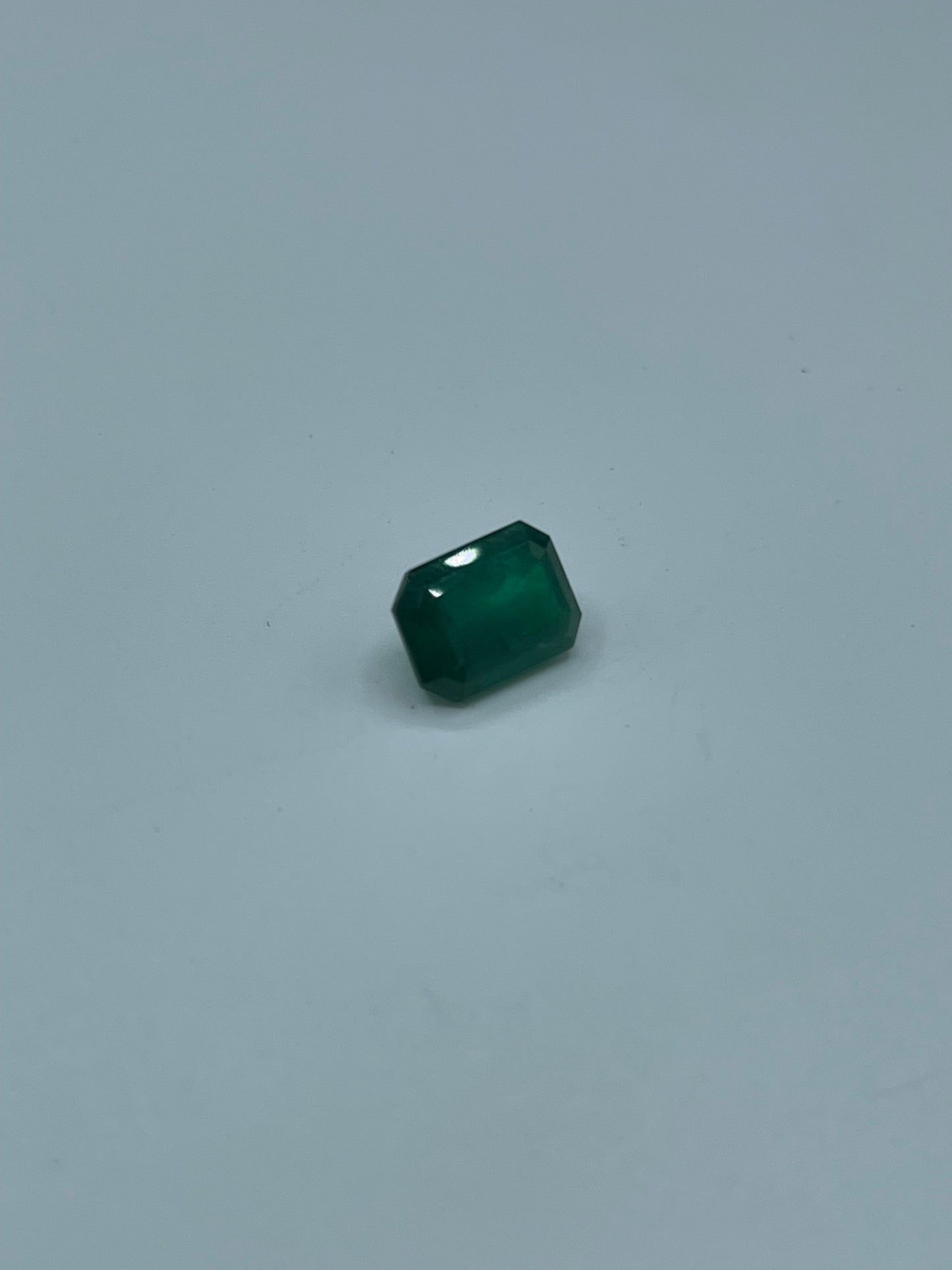 2.94 Carat Natural Emerald Emerald-Cut Loose Gemstone (9.8 x 7.1 x 5.4 MM)