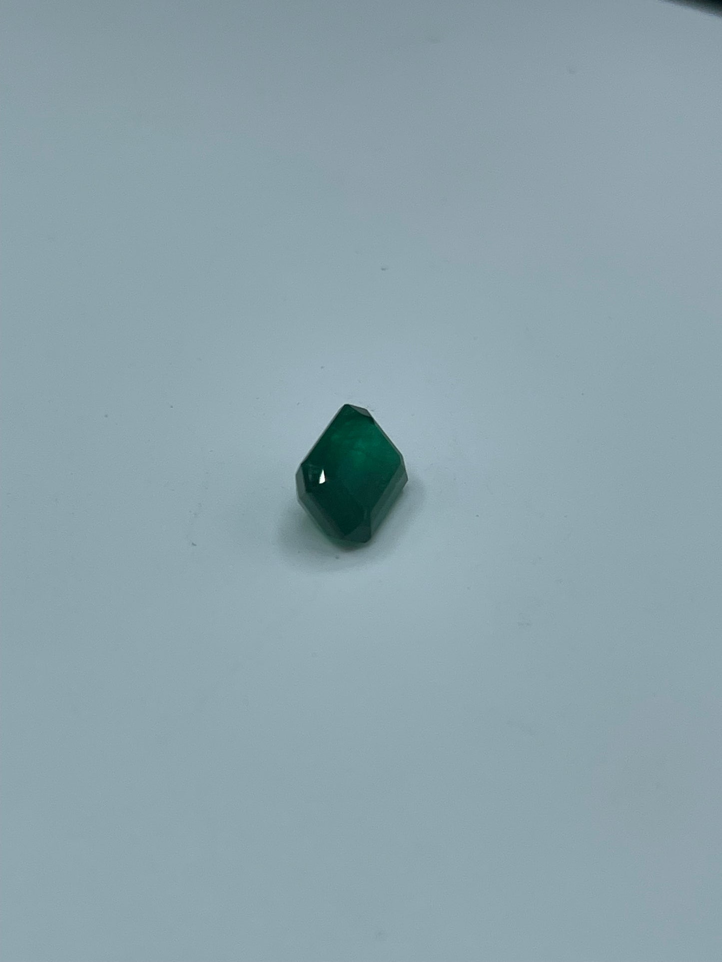 2.94 Carat Natural Emerald Emerald-Cut Loose Gemstone (9.8 x 7.1 x 5.4 MM)