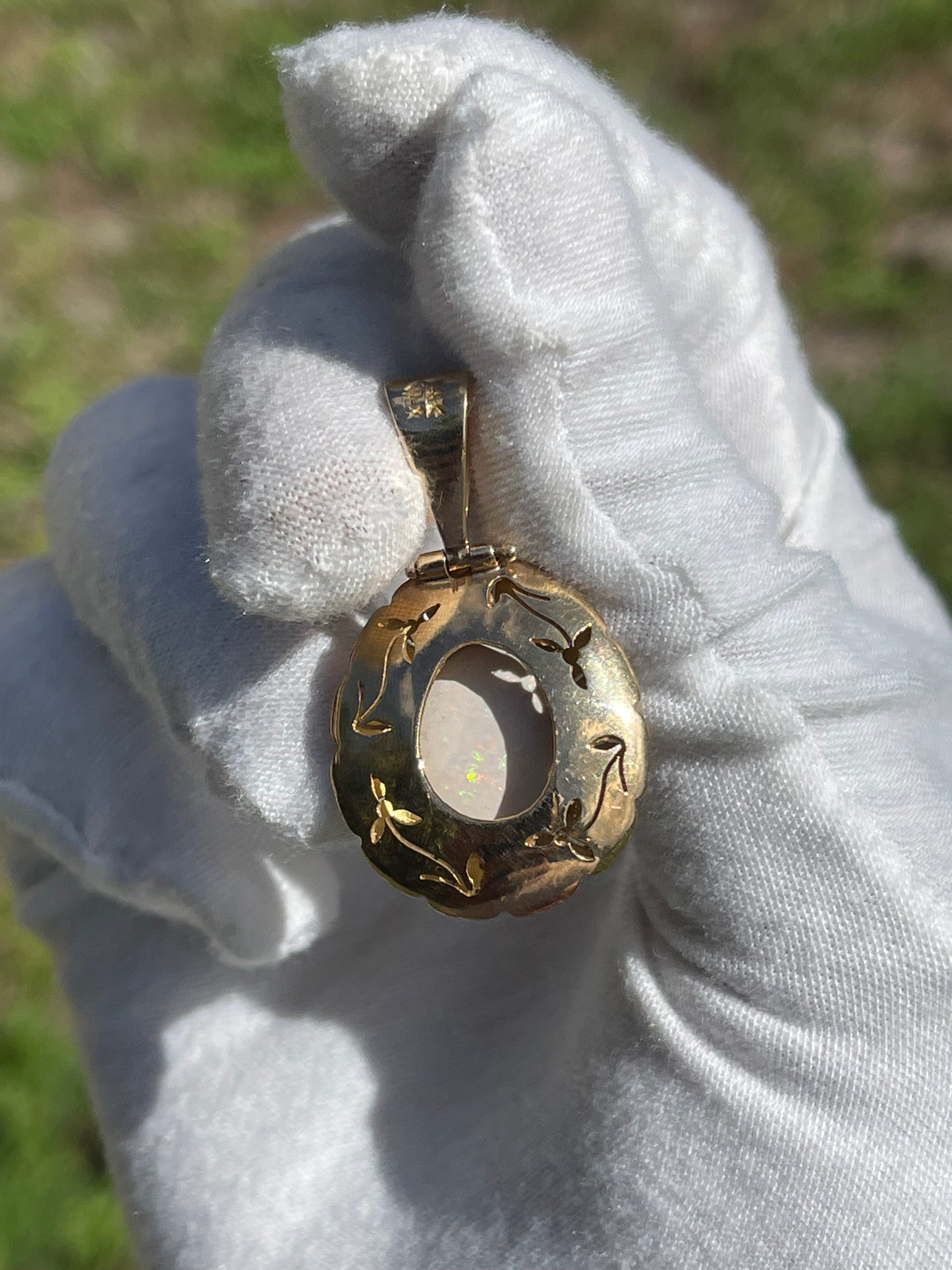 Natural Ethiopian Opal 14k Yellow Gold Pendant