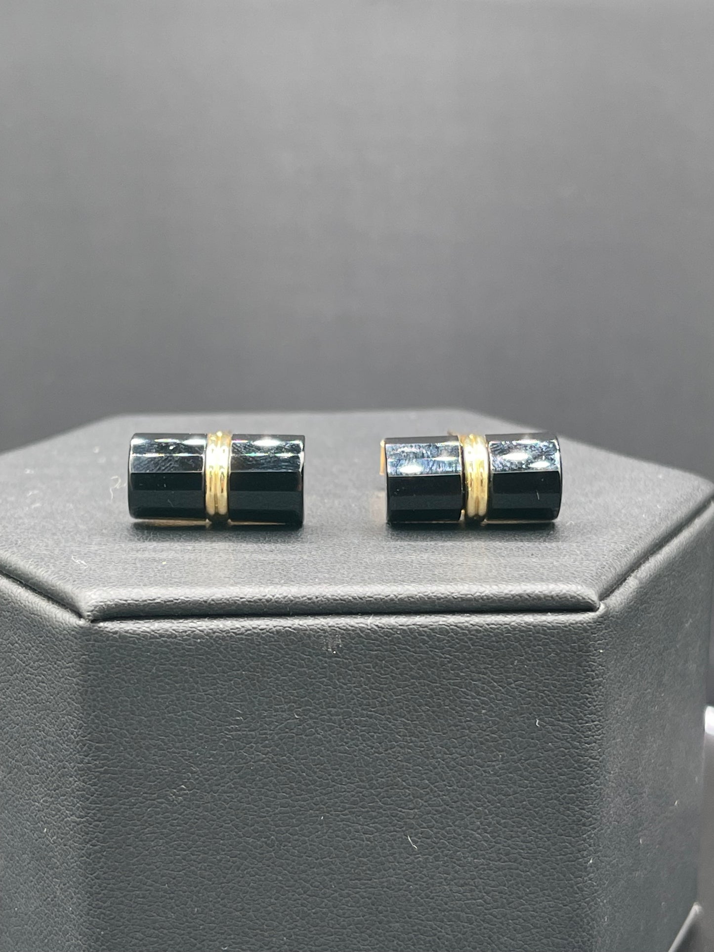 Natural Black Onyx 14k Yellow Gold Cufflinks