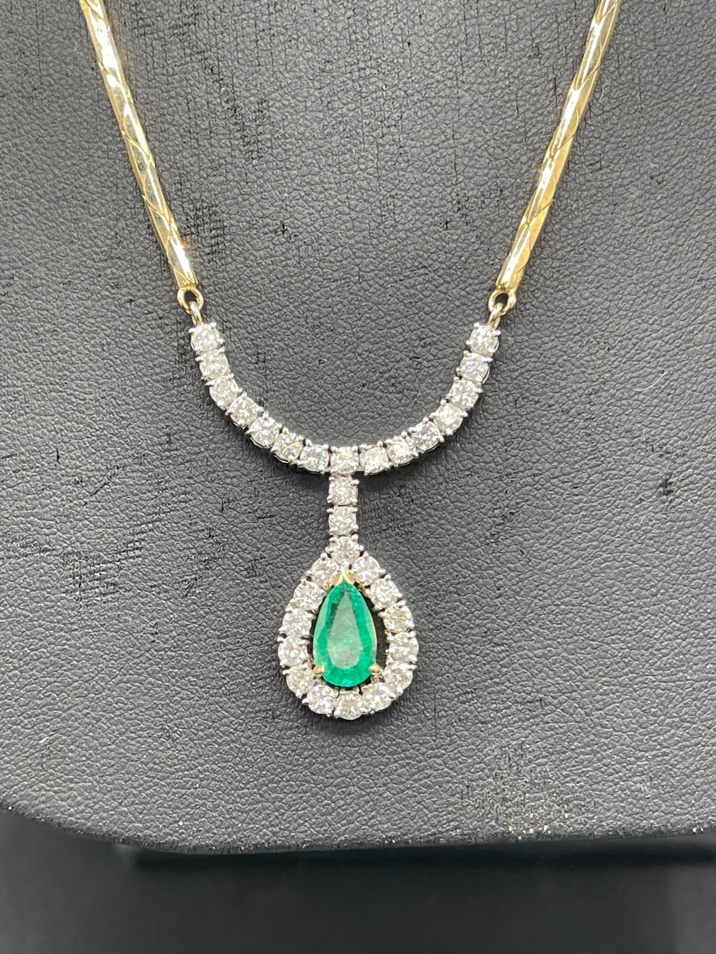 3.15 Carat Natural Colombian Emerald & Diamond 14k Gold Necklace