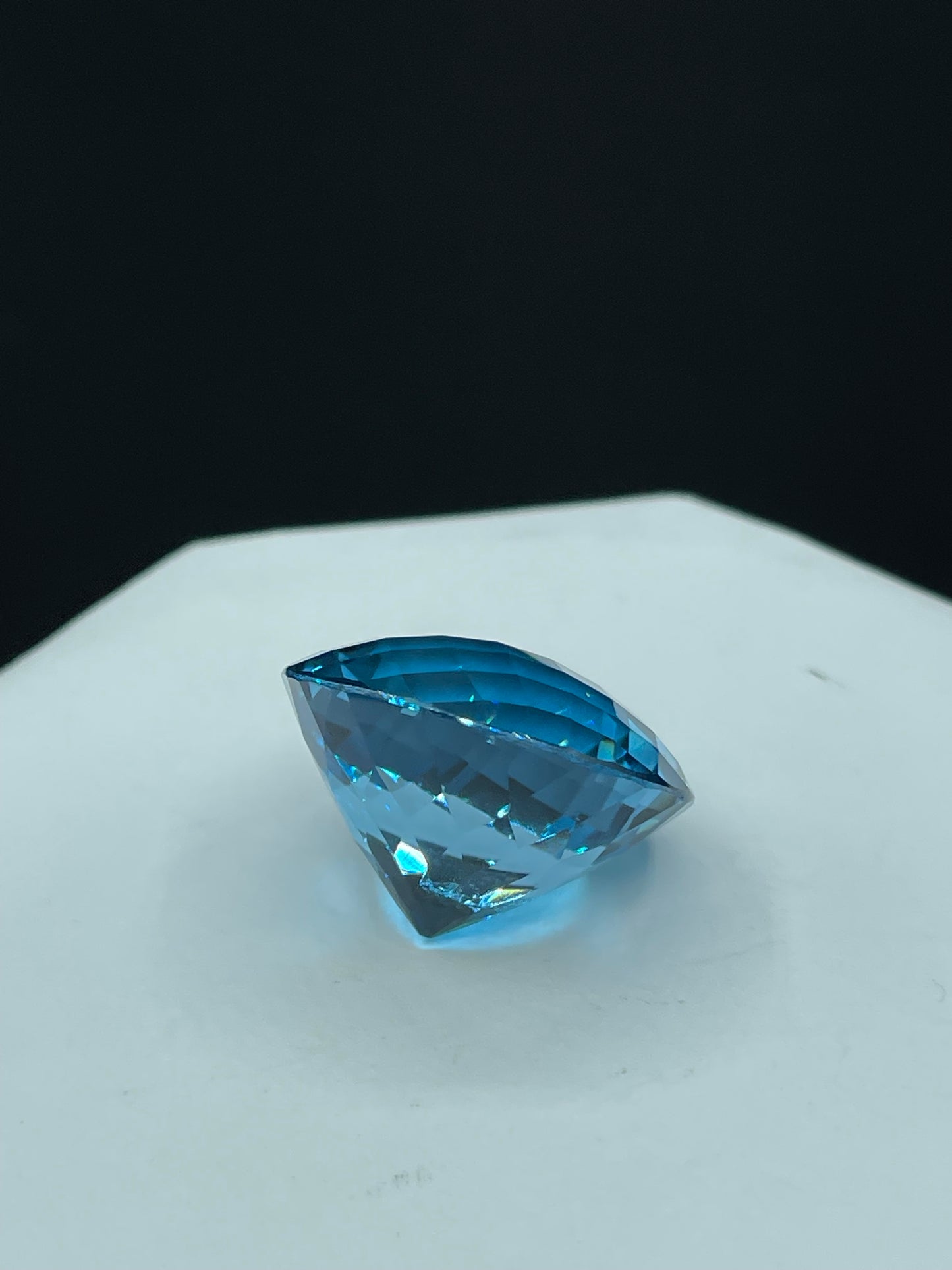 68.43 Carat Super Swiss Blue Topaz Round Cut Loose Gemstone (24.86 x 24.86 x 17.53 MM)