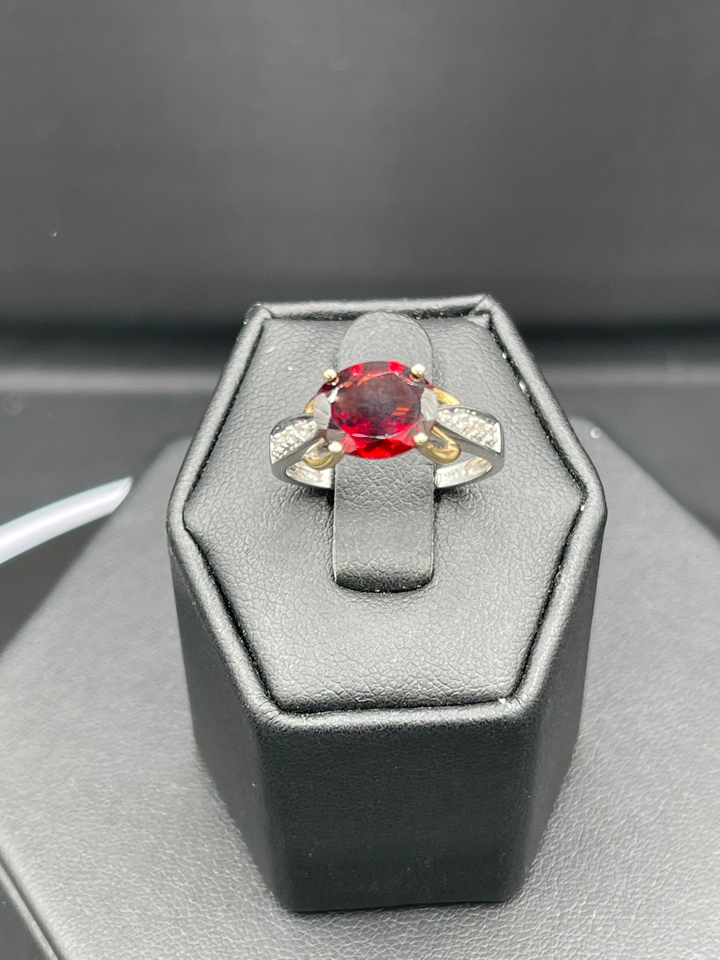 2.50 Carat Natural Garnet & Diamond Yellow + White Gold Ring (Size 7.25)