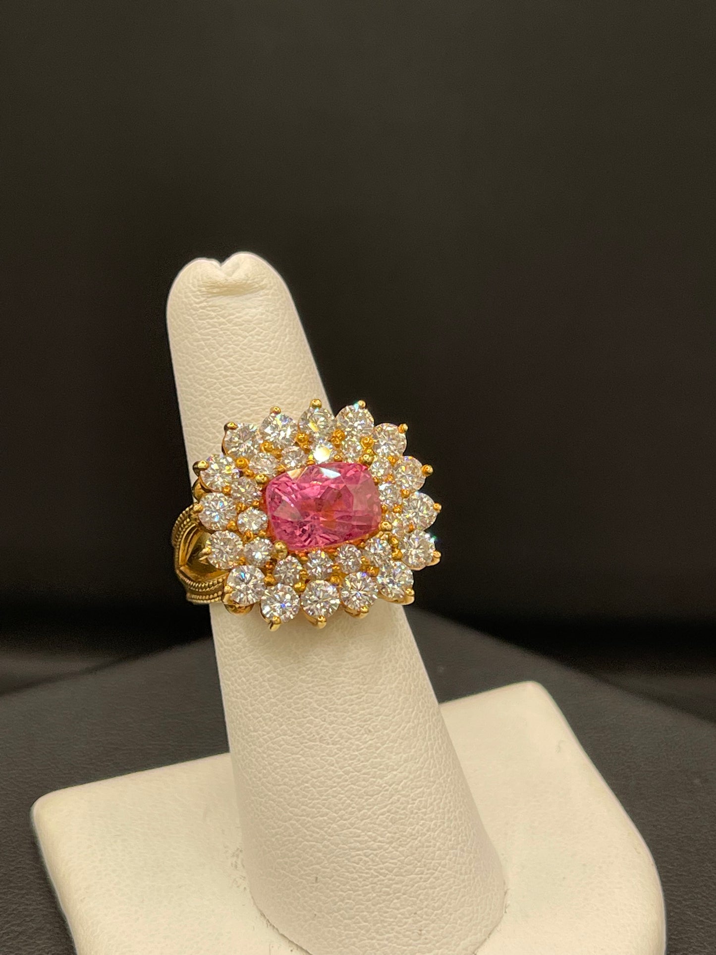 AGL Certified 7.89 Carat Natural Pamir Spinel And Diamond 18K Yellow Ring (Size 6.75)