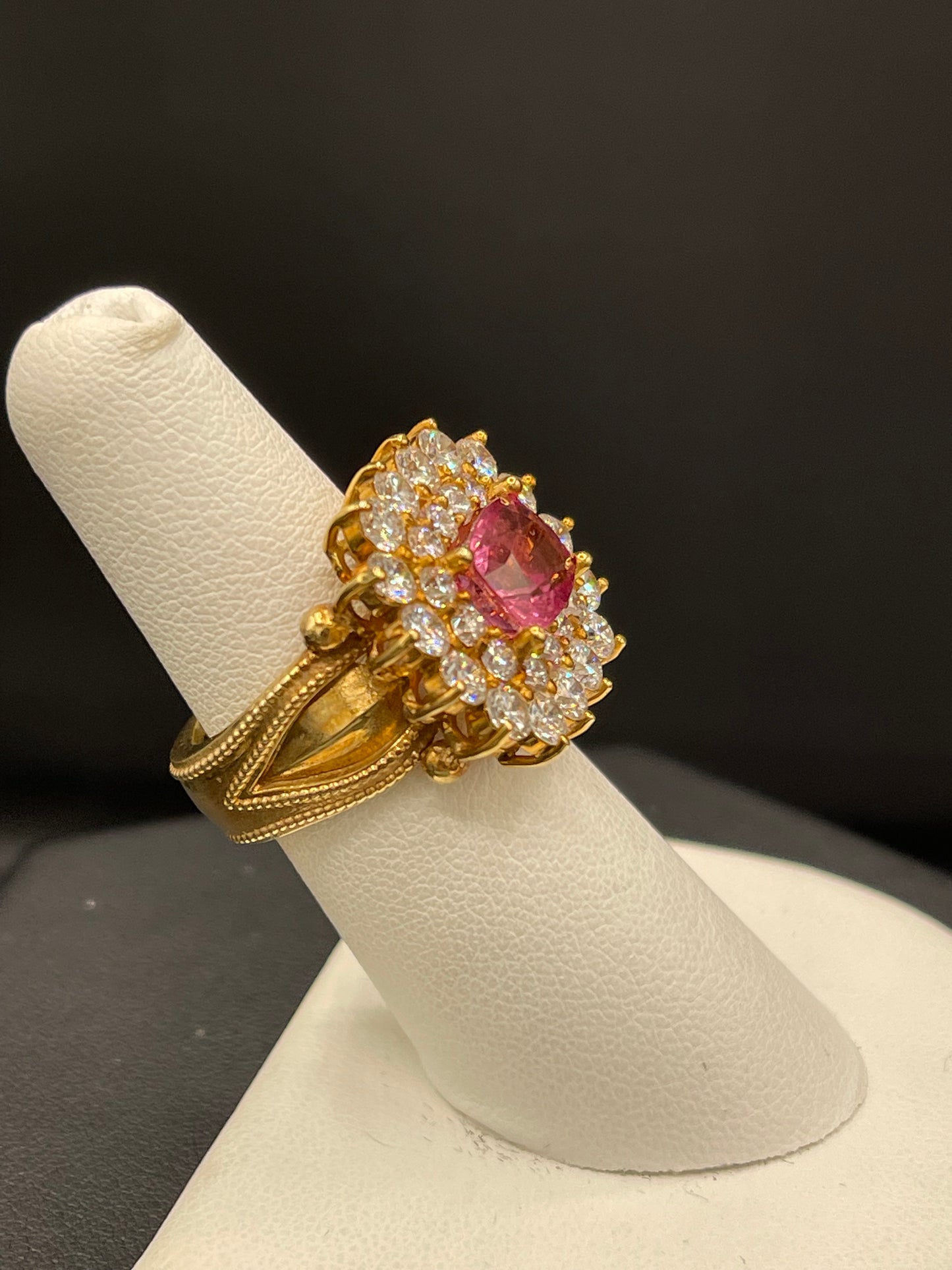 AGL Certified 7.89 Carat Natural Pamir Spinel And Diamond 18K Yellow Ring (Size 6.75)