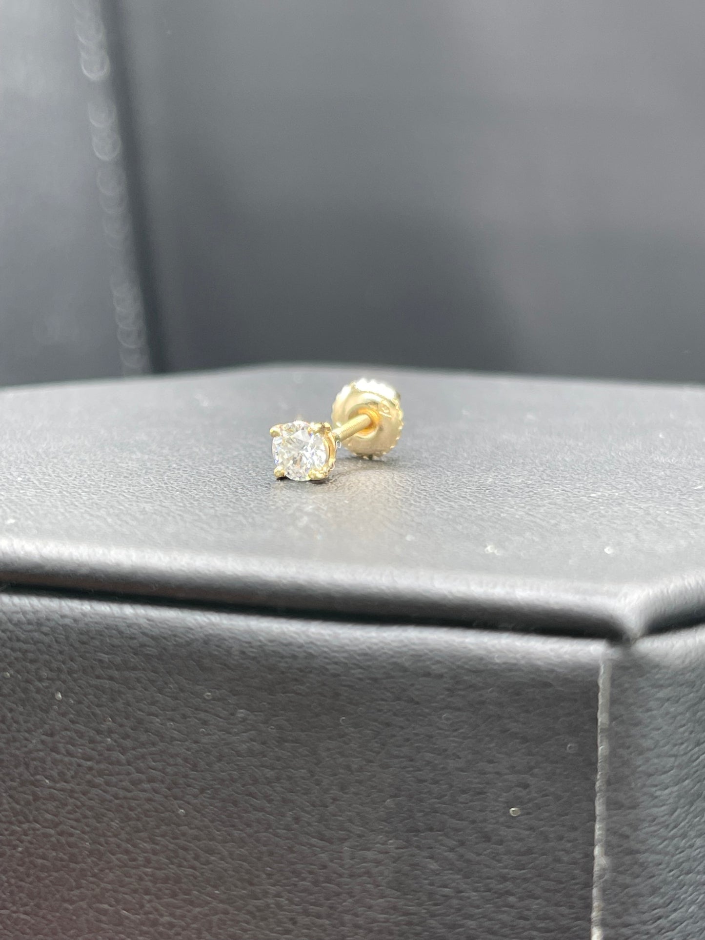 AGI Certified 0.31 Carat Natural Diamond 14k Yellow Gold Single Screw Back Earring