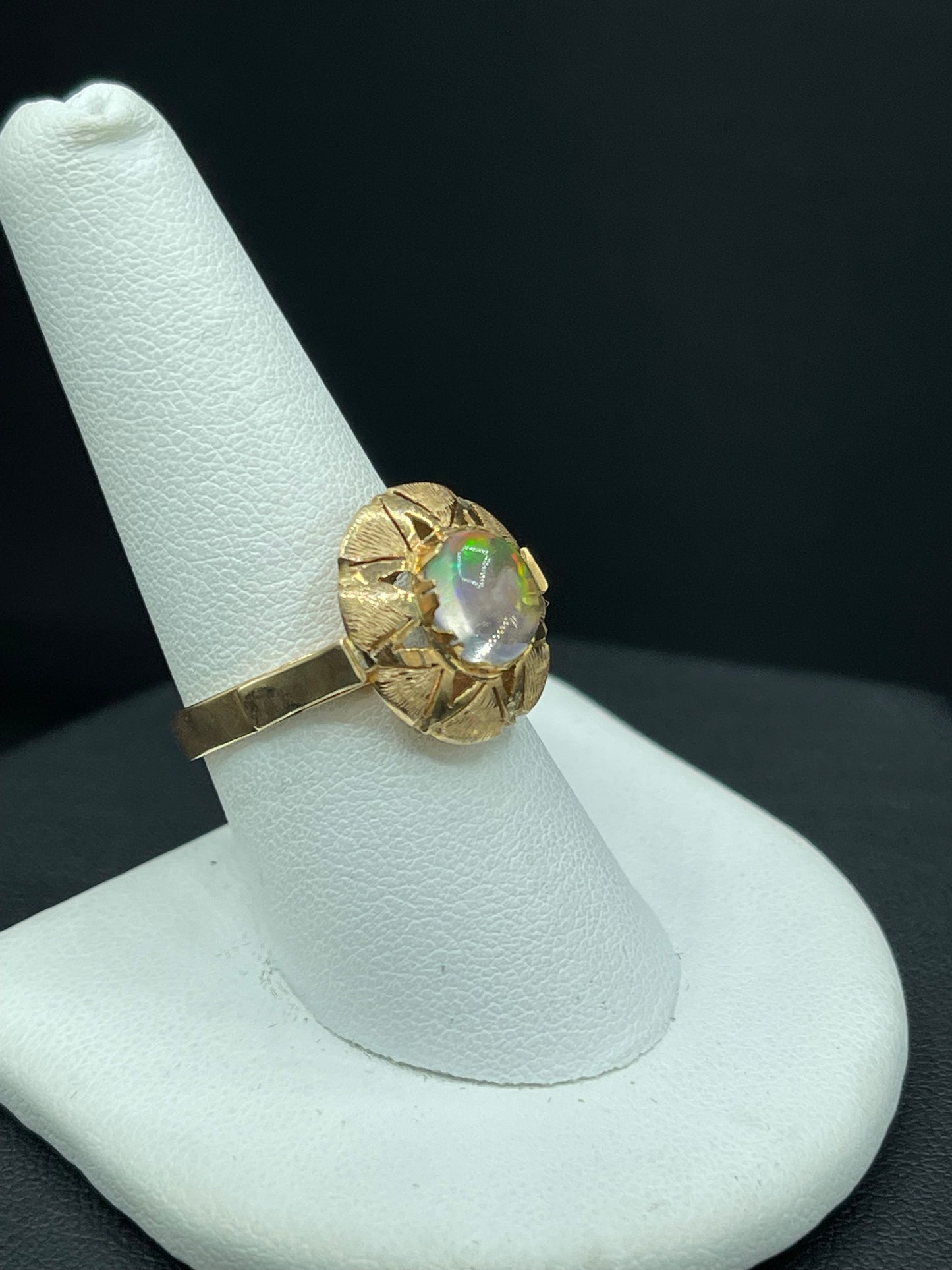 Natural Mexican Opal 14k Yellow Gold Ring (Size 8.5)