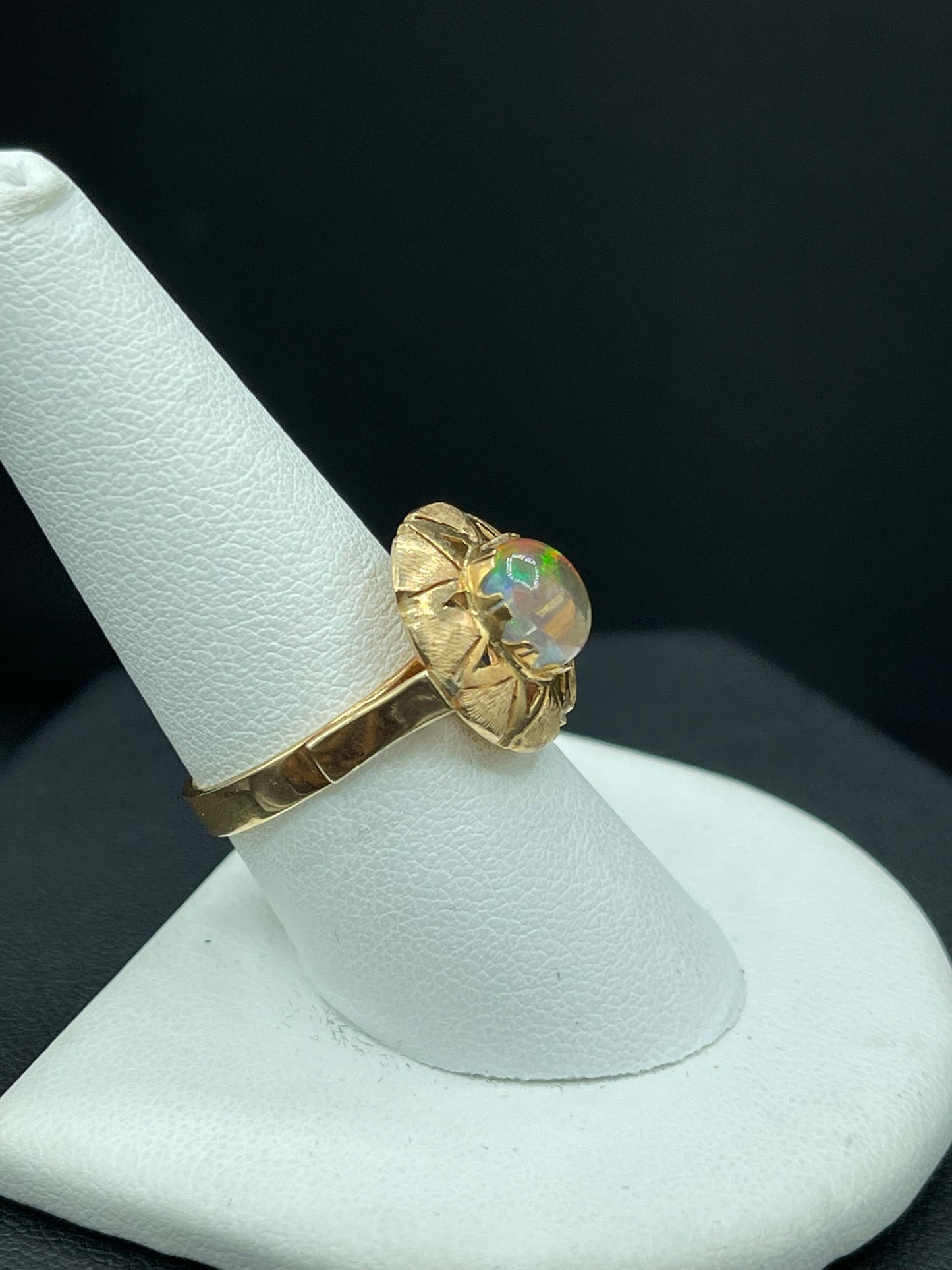 Natural Mexican Opal 14k Yellow Gold Ring (Size 8.5)