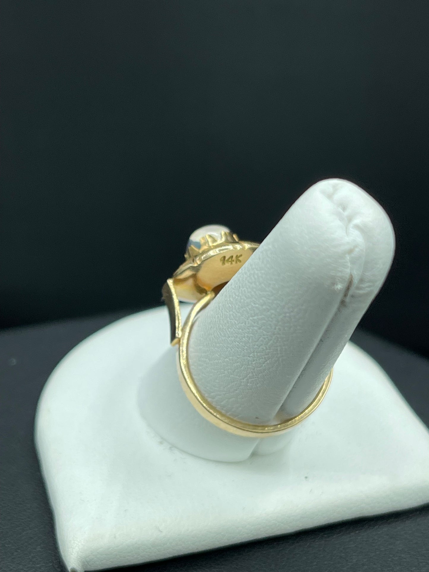 Natural Mexican Opal 14k Yellow Gold Ring (Size 8.5)