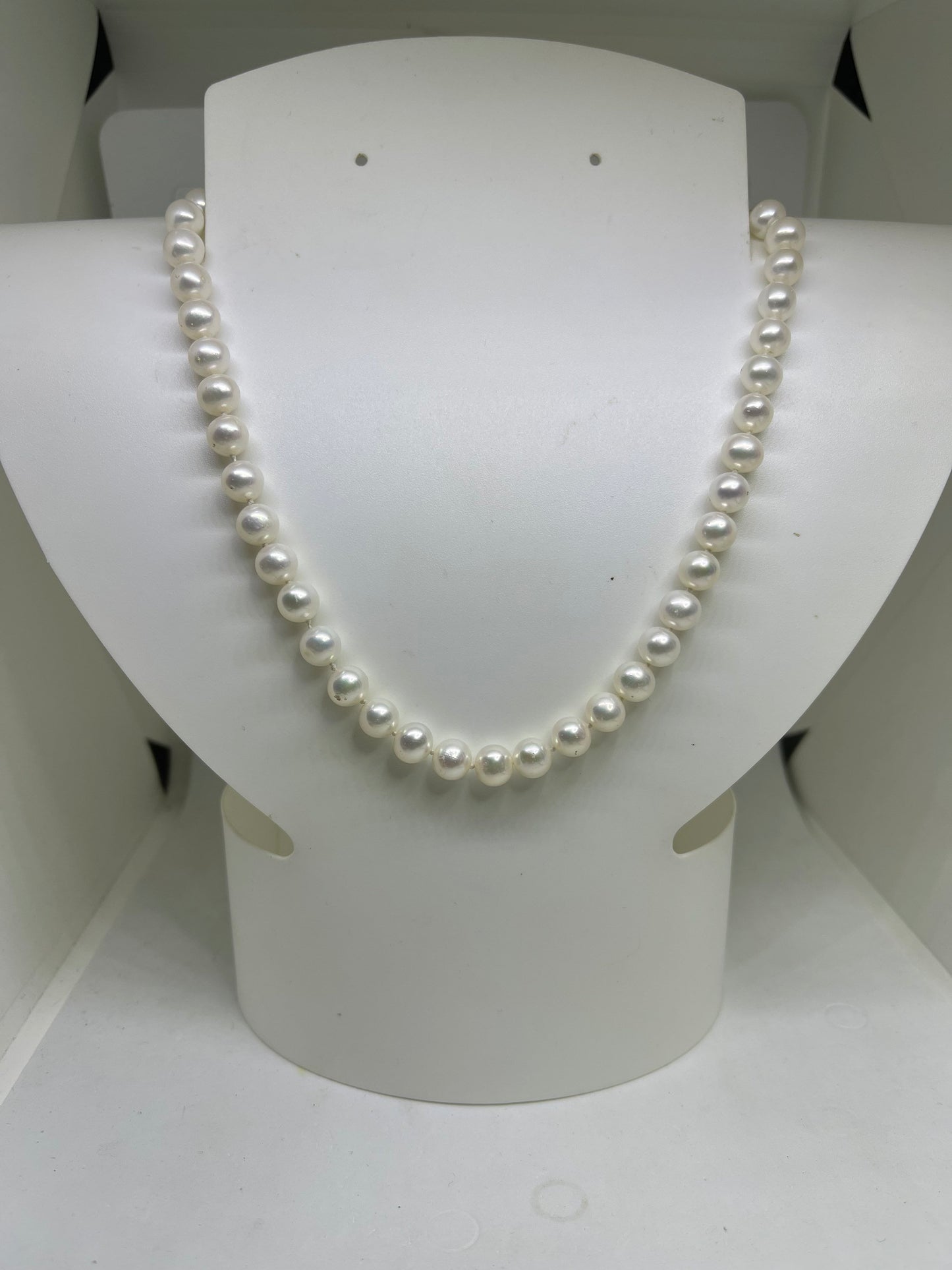 Natural Cultured Pearl 14K Gold Clasp Necklace
