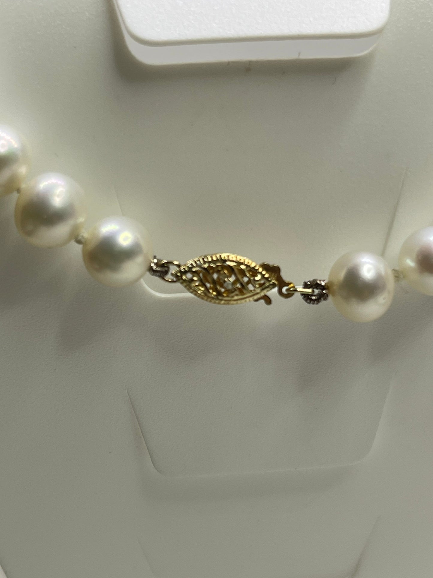 Natural Cultured Pearl 14K Gold Clasp Necklace