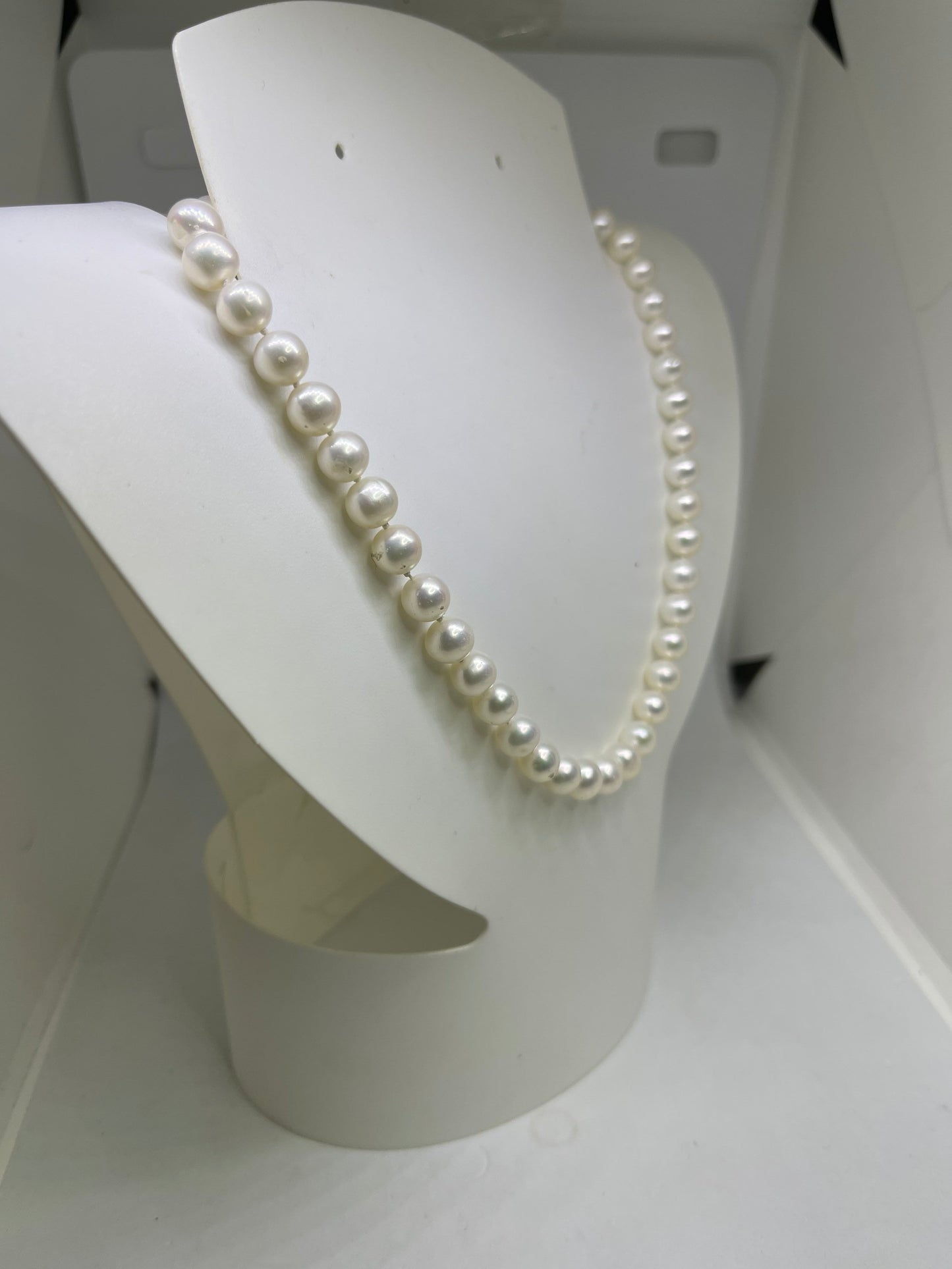 Natural Cultured Pearl 14K Gold Clasp Necklace