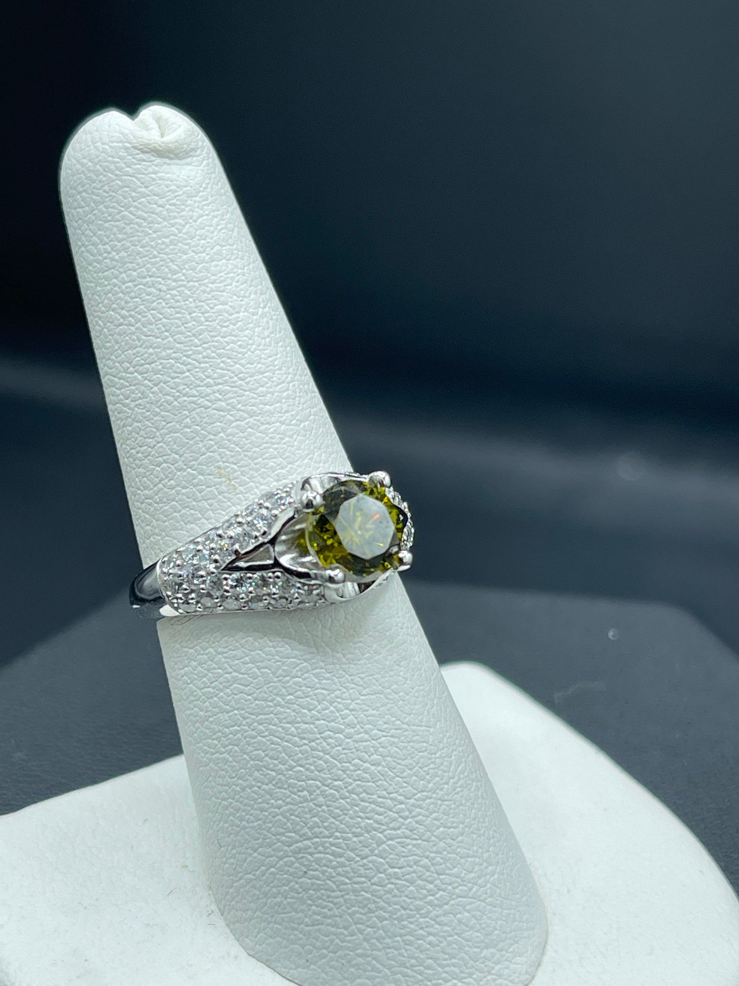 1.30 Carat Green Cubic Zirconia Sterling Silver Ring (Size 7.25)