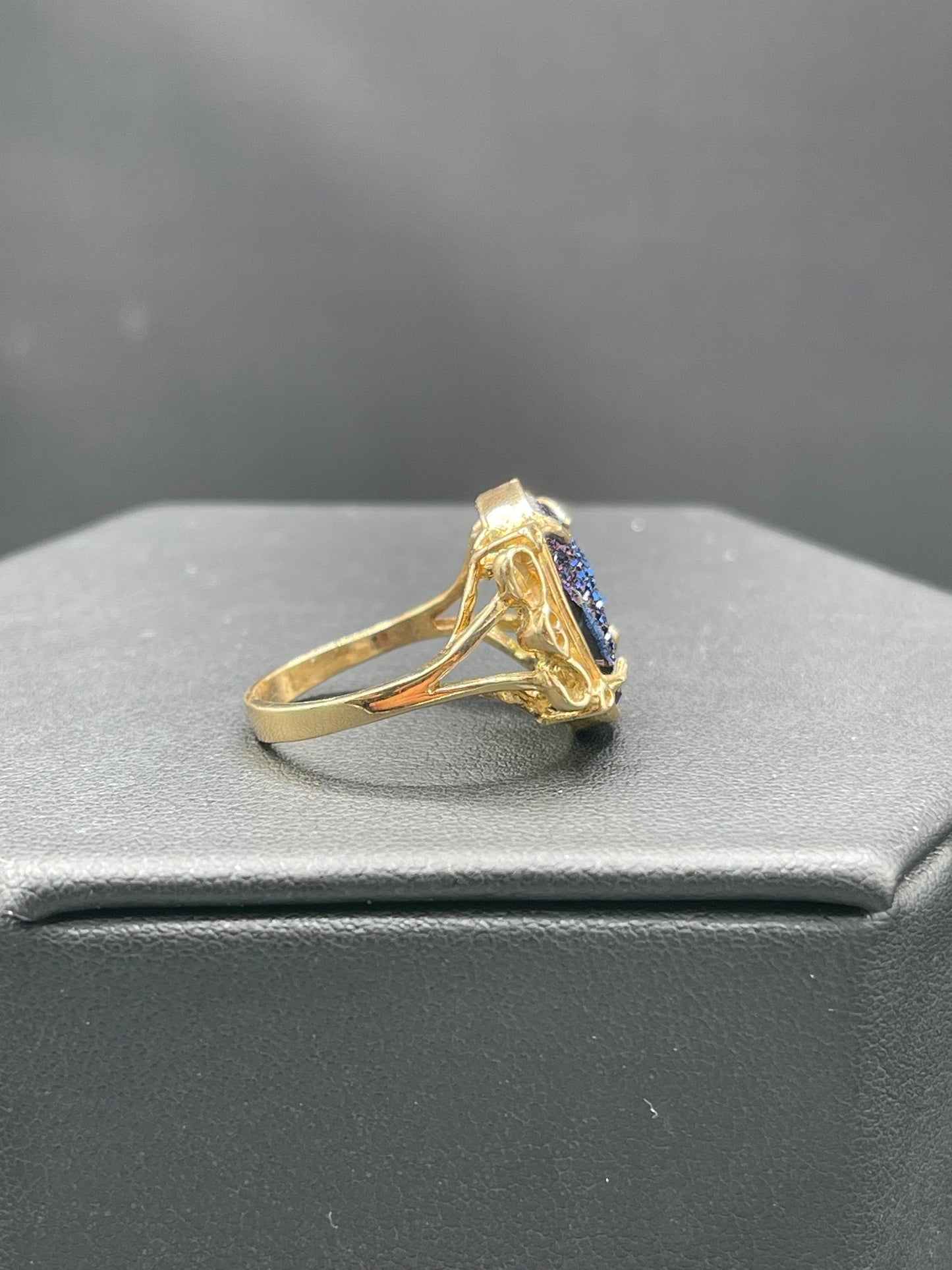 Cobalt Druzy Quartz 14k Gold Ring (Size 7 3/4)