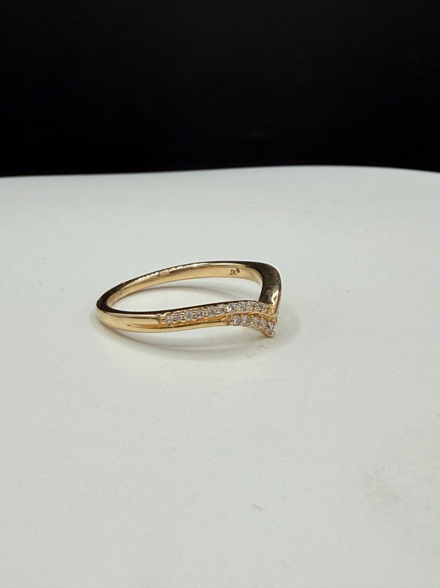 Natural Diamond 14k Yellow Gold Chevron Ring | Petite Designer Stacking Band | Size 7 | Dainty Gold Ring