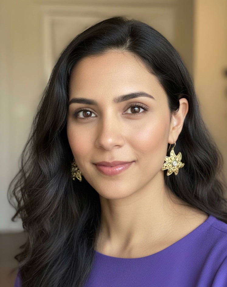 Vintage Art Deco Natural Diamond 18k Yellow Gold Designer Dangle Earrings