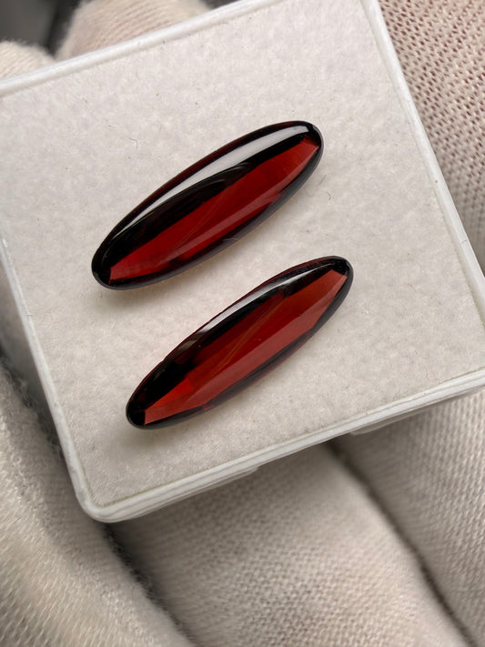 Natural Garnet Elongated Cabochon Pair – 4.40 Carats (15x5mm) | Matching Loose Gemstones for Custom Jewelry