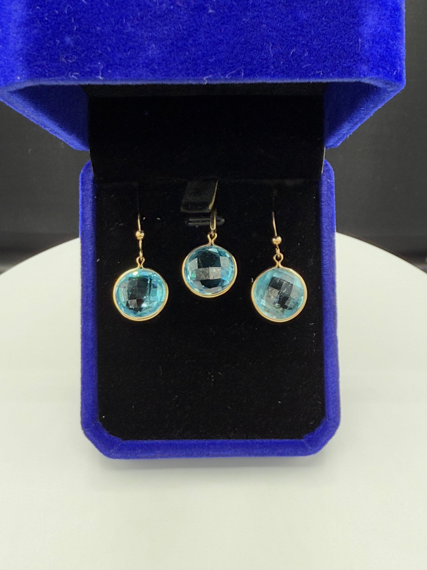 Natural Blue Topaz 14k Yellow Gold Pendant & Earring Jewelry Set