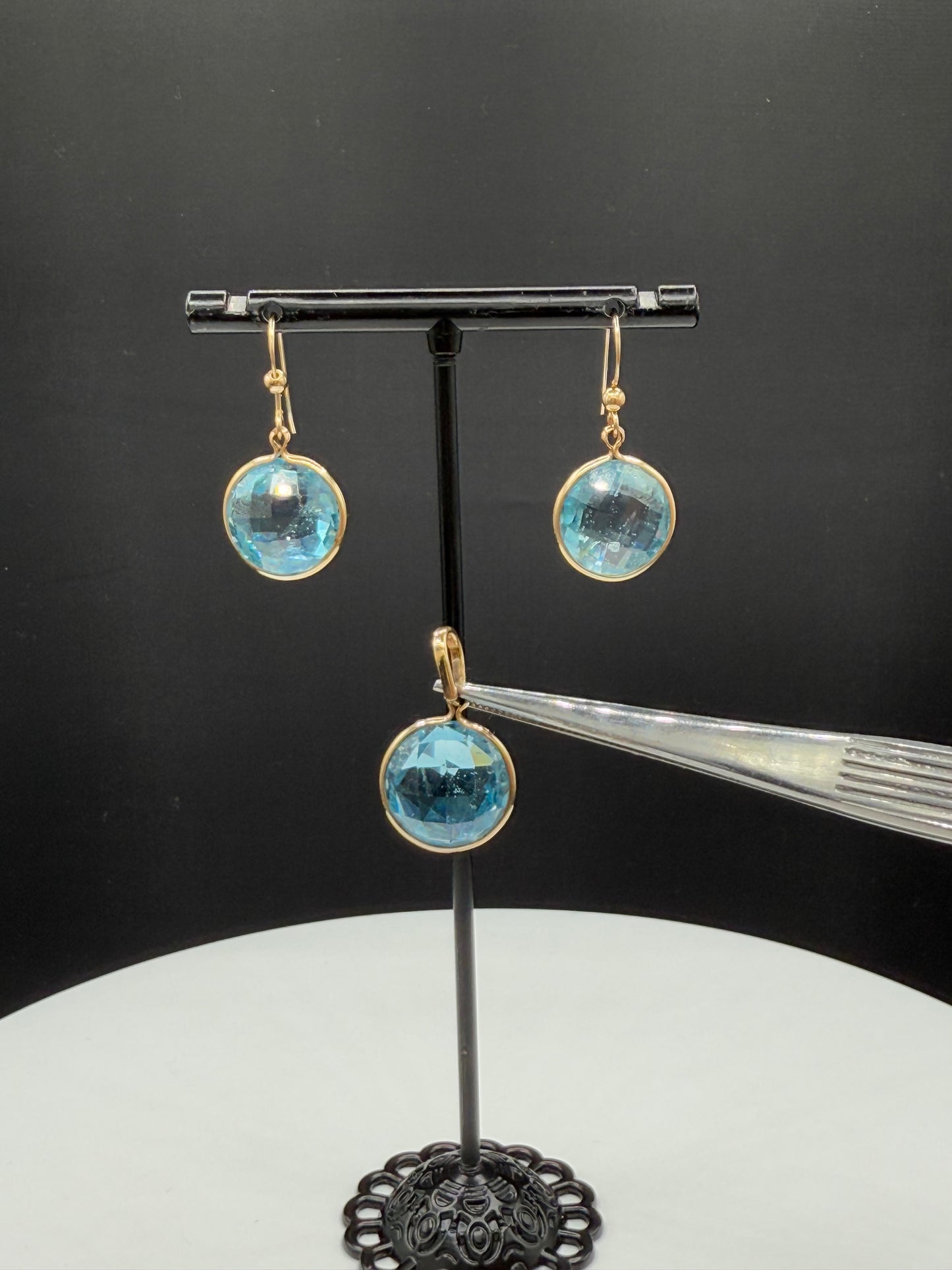Natural Blue Topaz 14k Yellow Gold Pendant & Earring Jewelry Set