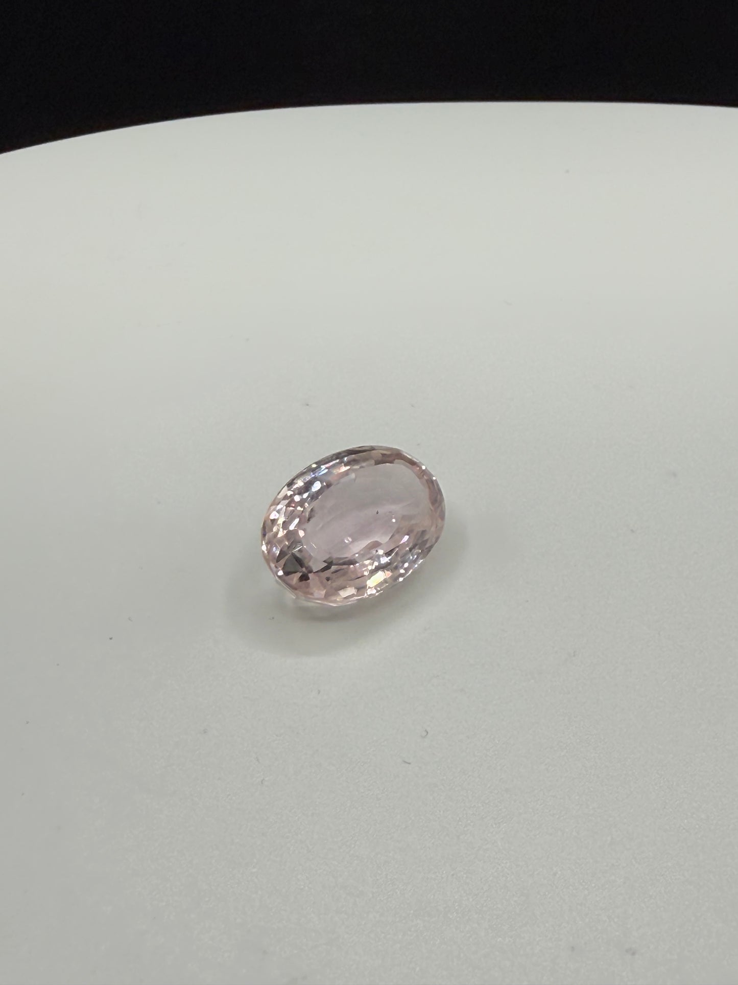 12.95 Carat Natural Kunzite Oval Cut Loose Gemstone (16.9 x 11.6 x 7.7 MM)