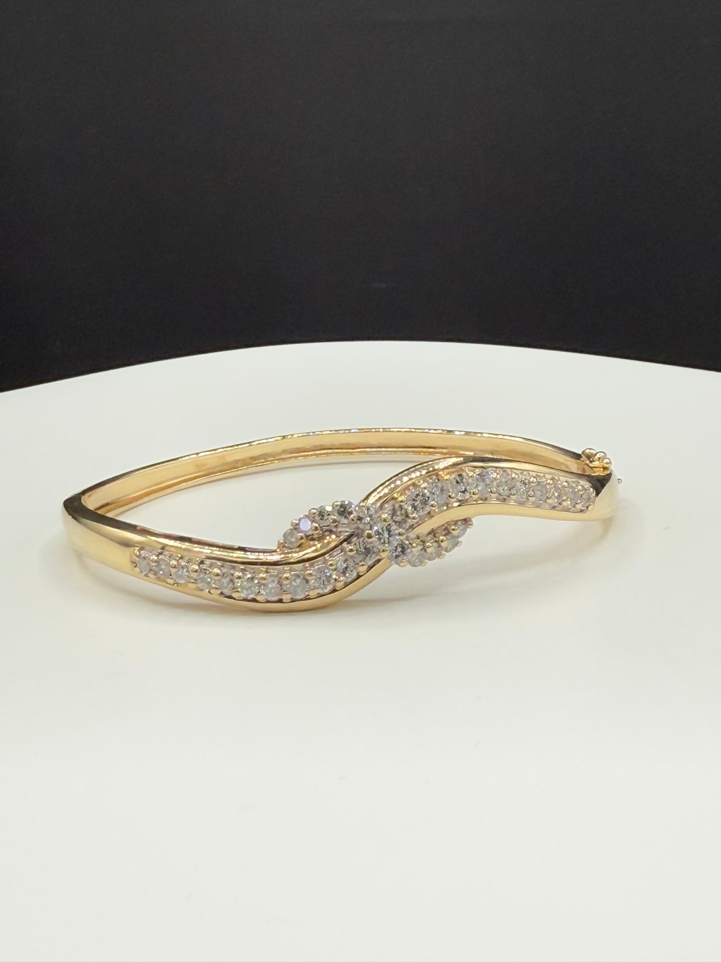 Solid 14k Yellow Gold Natural Diamond Bangle Bracelet | 2.18 Carats | 7 Inches