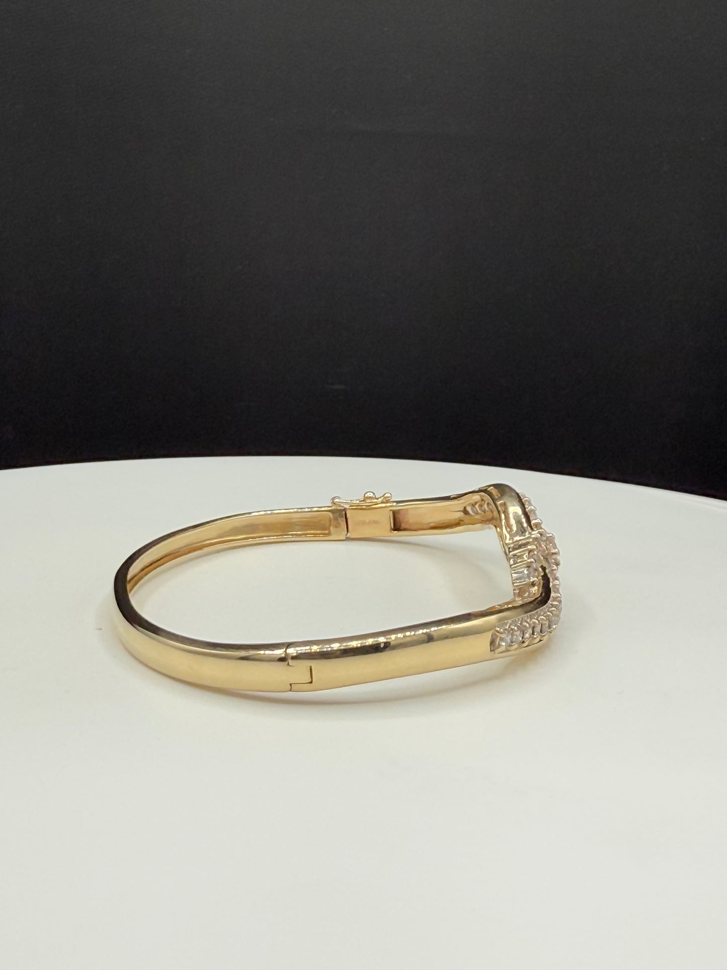 Solid 14k Yellow Gold Natural Diamond Bangle Bracelet | 2.18 Carats | 7 Inches