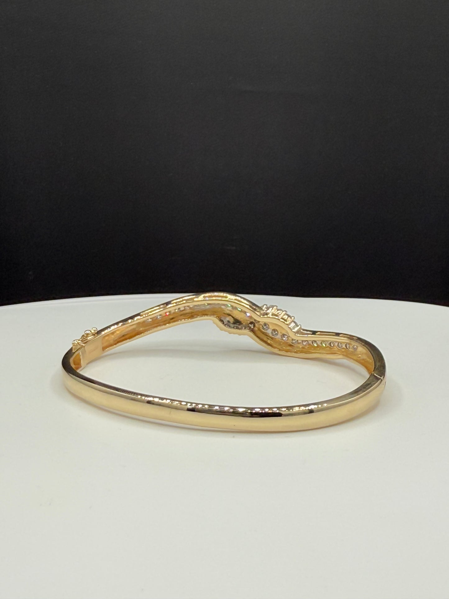 Solid 14k Yellow Gold Natural Diamond Bangle Bracelet | 2.18 Carats | 7 Inches