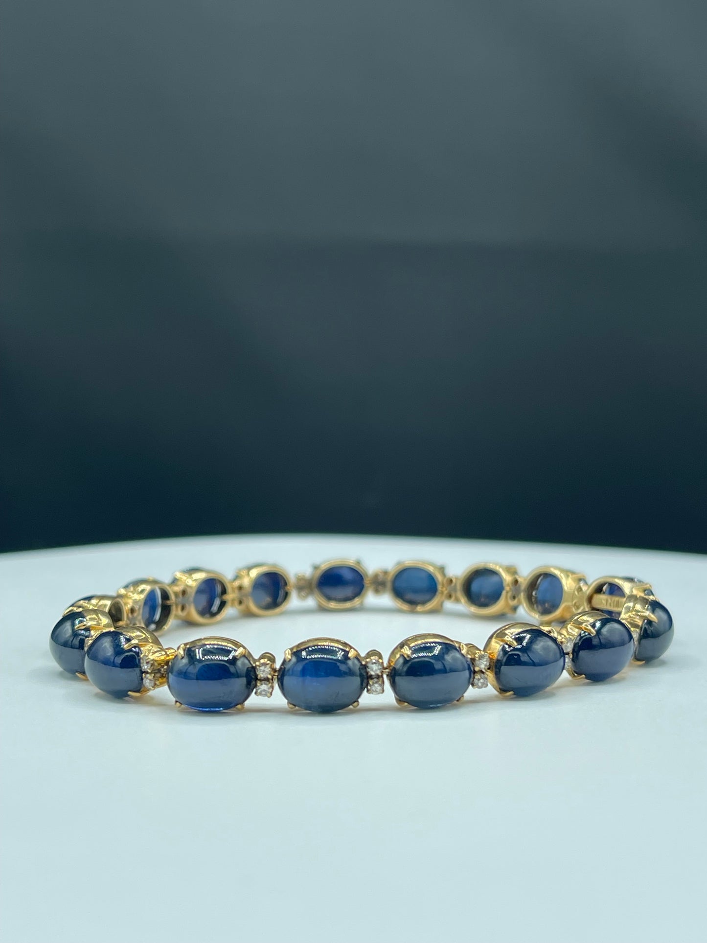 52.30 Carat Natural Blue Sapphire & Diamond 18k Yellow Gold Bracelet - 7.25 Inch